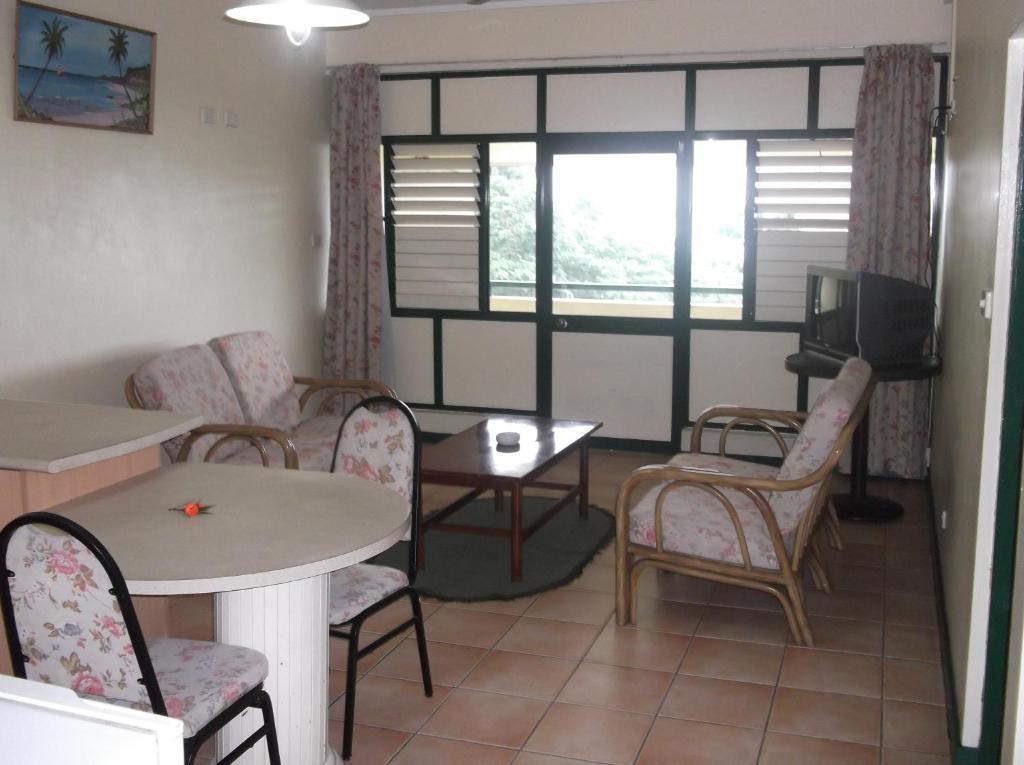 6 Hotel Suva