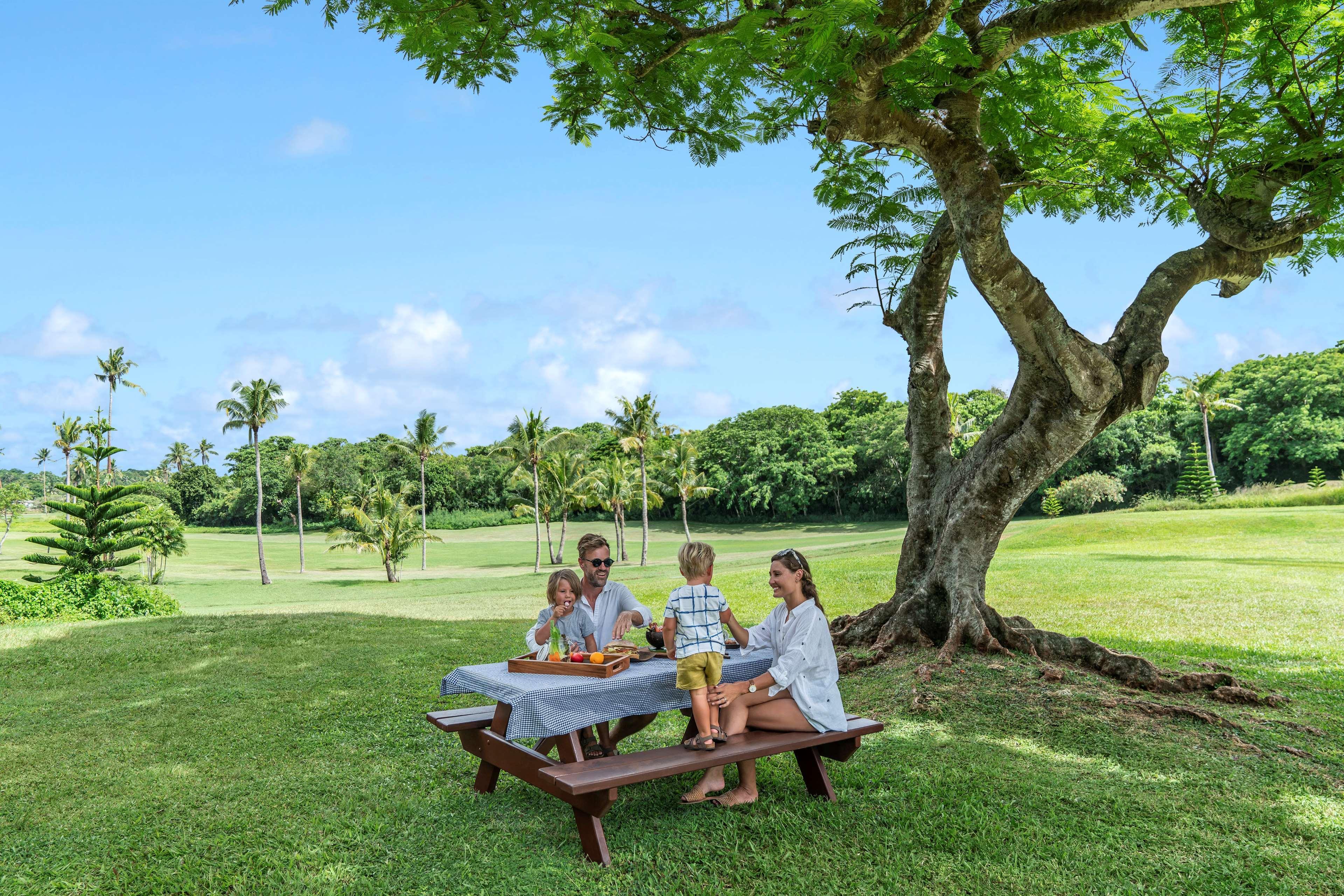 Shangri-la Yanuca Island, Fiji 5*