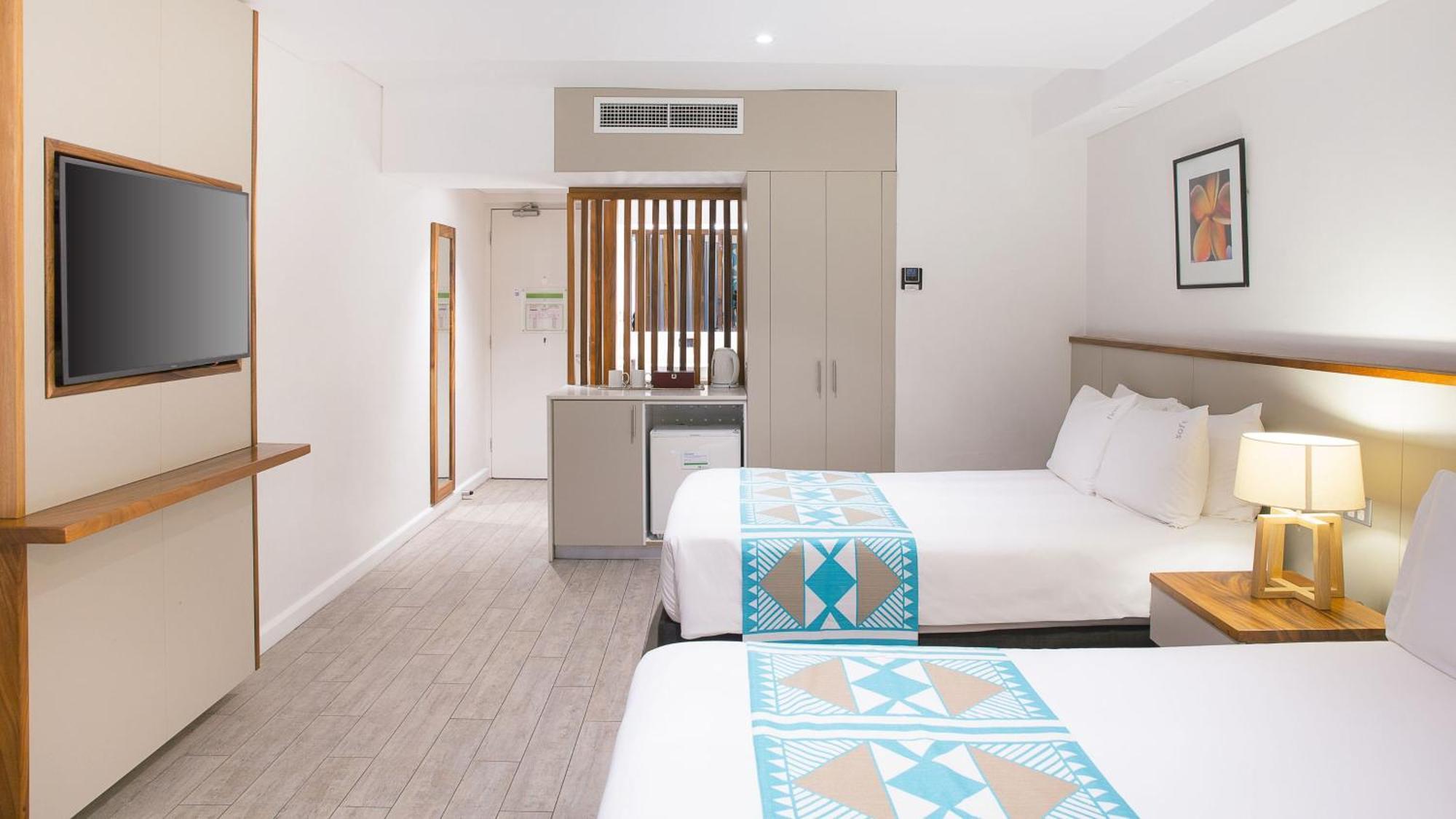 By Ihg