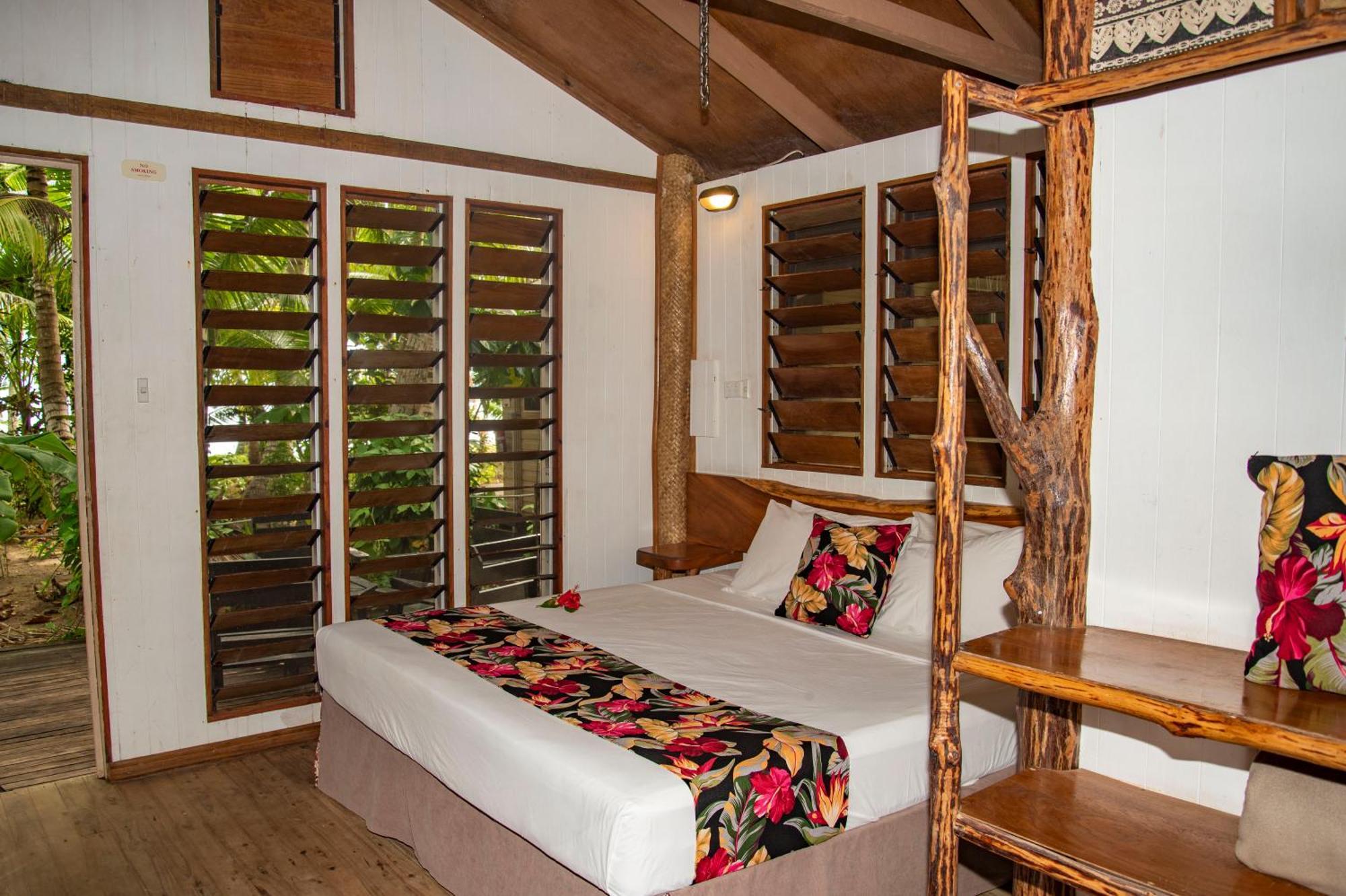 Likuri Island Fiji Resort 3*