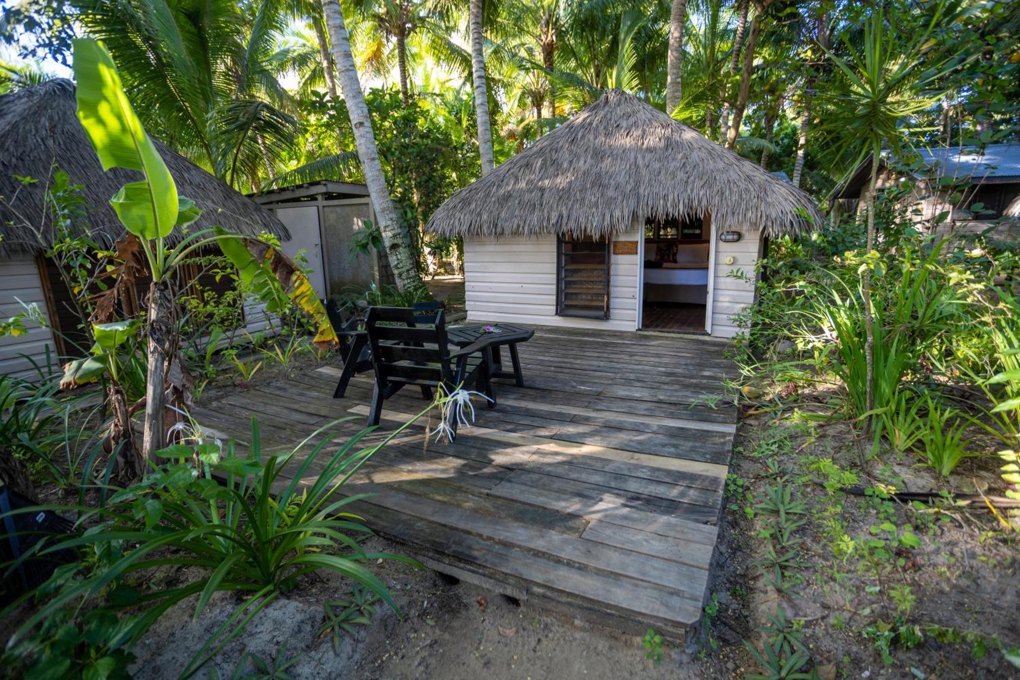 Likuri Island Fiji Resort 3*