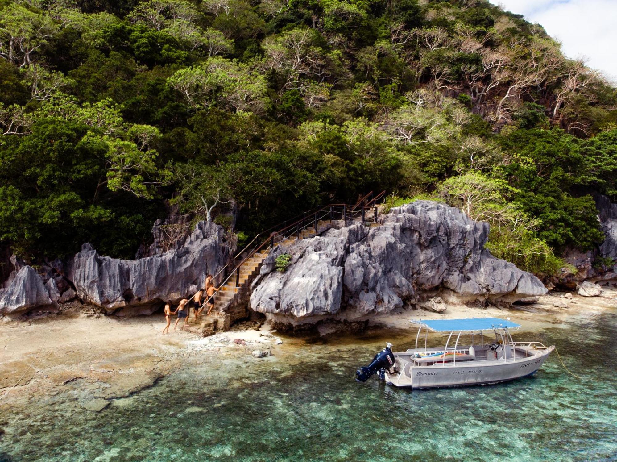 Blue Lagoon Resort 4*
