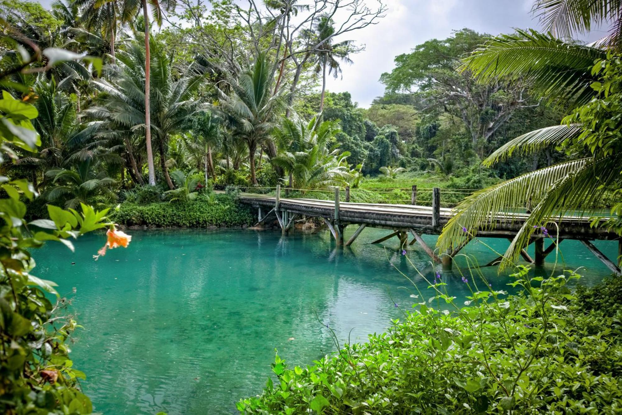 Savasi Island Resort 4*
