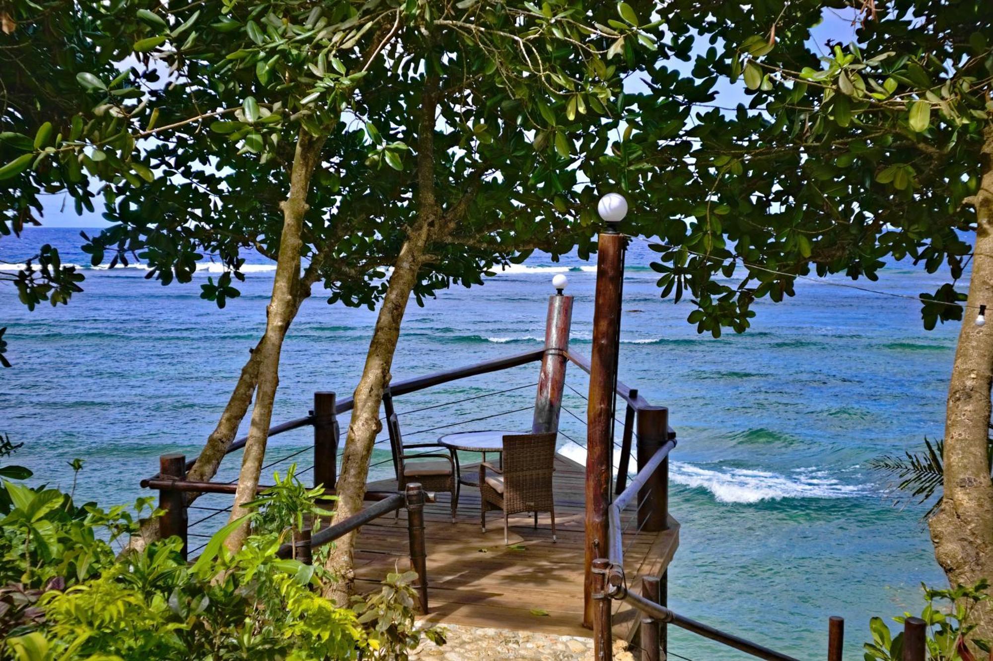 Savasi Island Resort