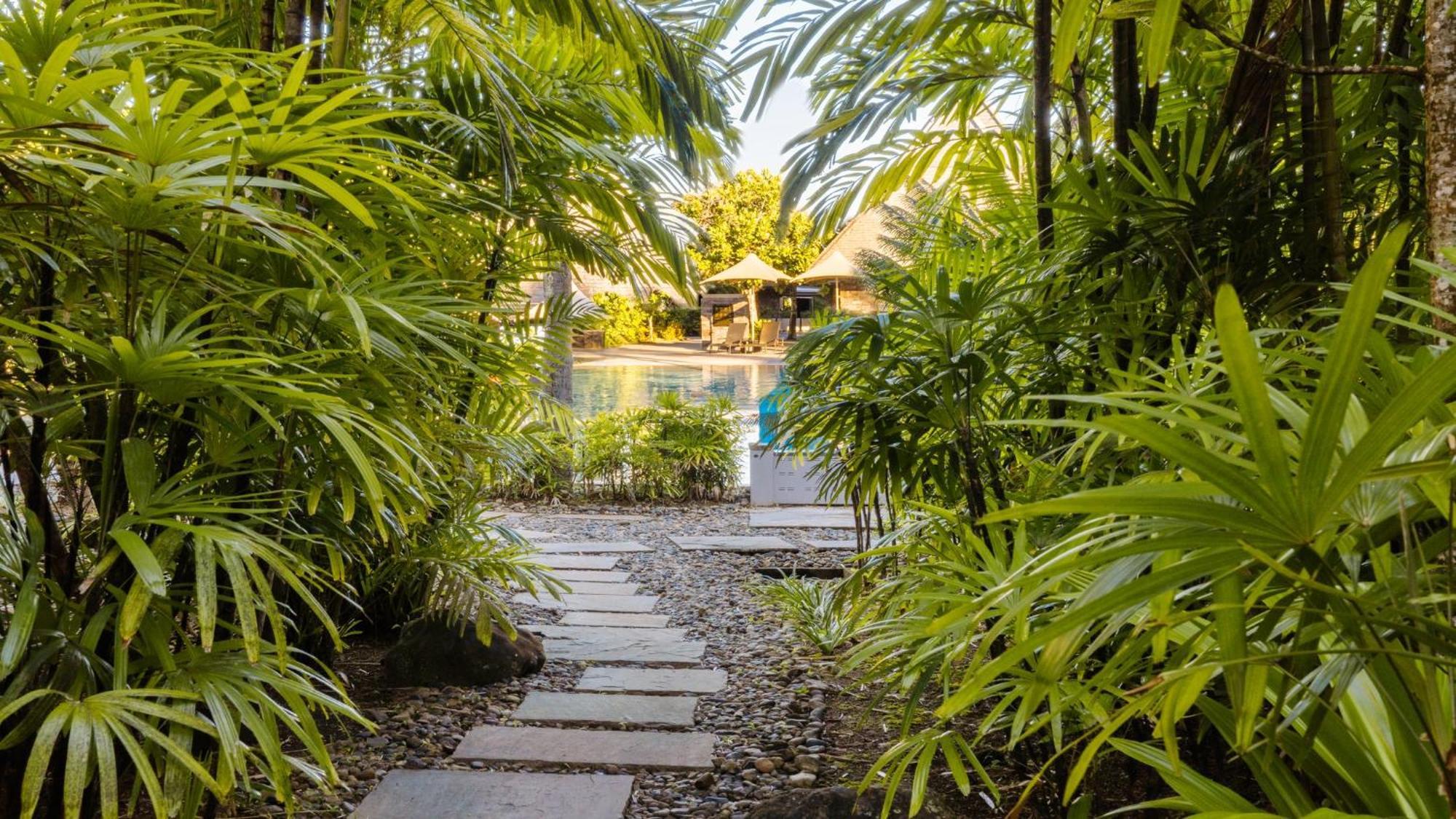 Intercontinental Fiji Golf & By Ihg Resort