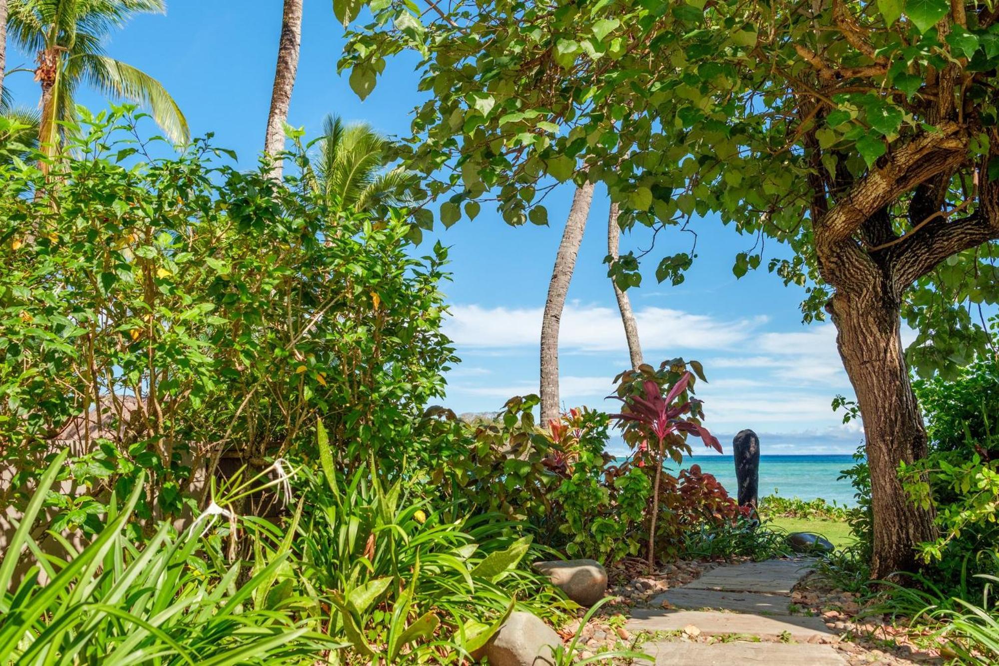 Resort Intercontinental Fiji Golf & By Ihg Natadola