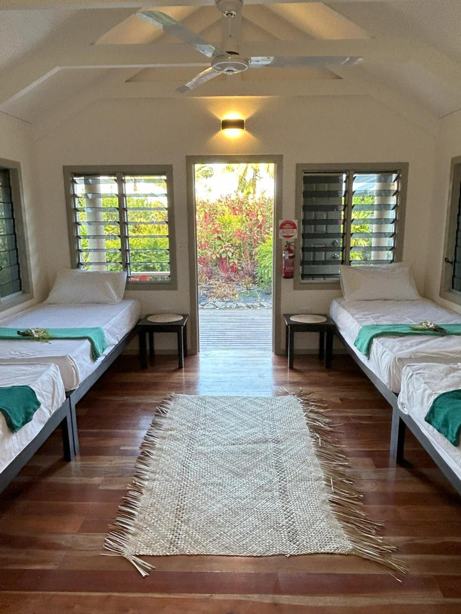 Mai Sunset Island Resort