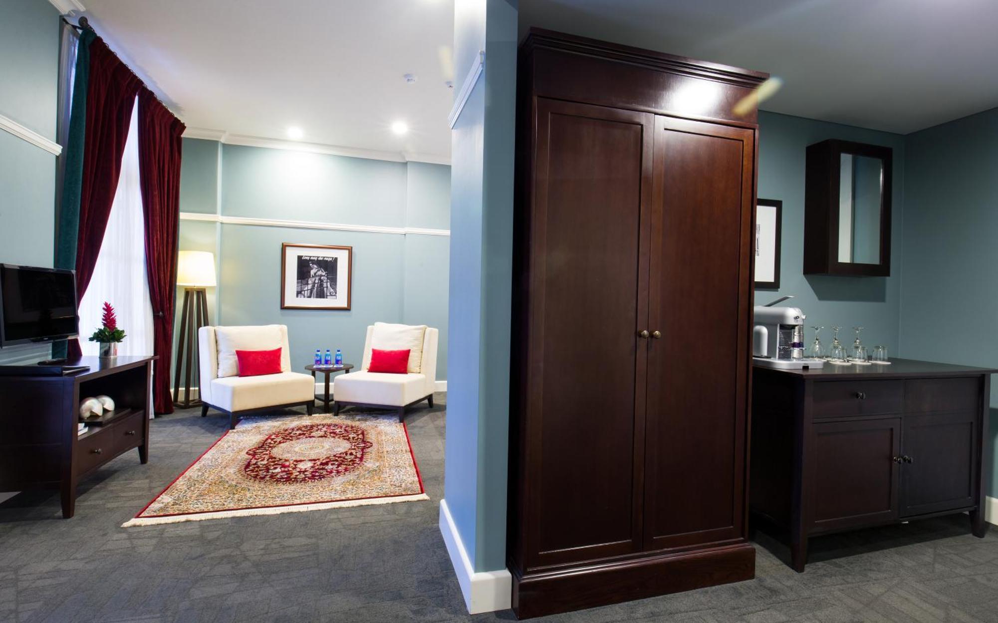 Hotel Grand Pacific