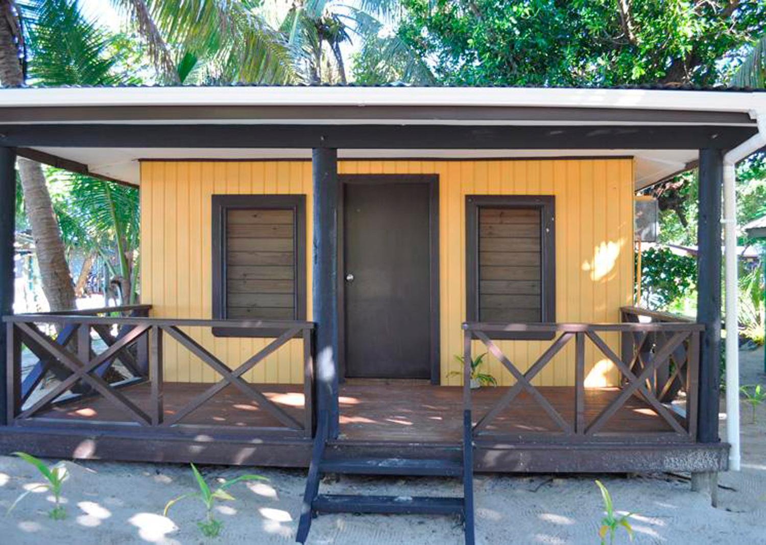 Backpackers And Dive Resort