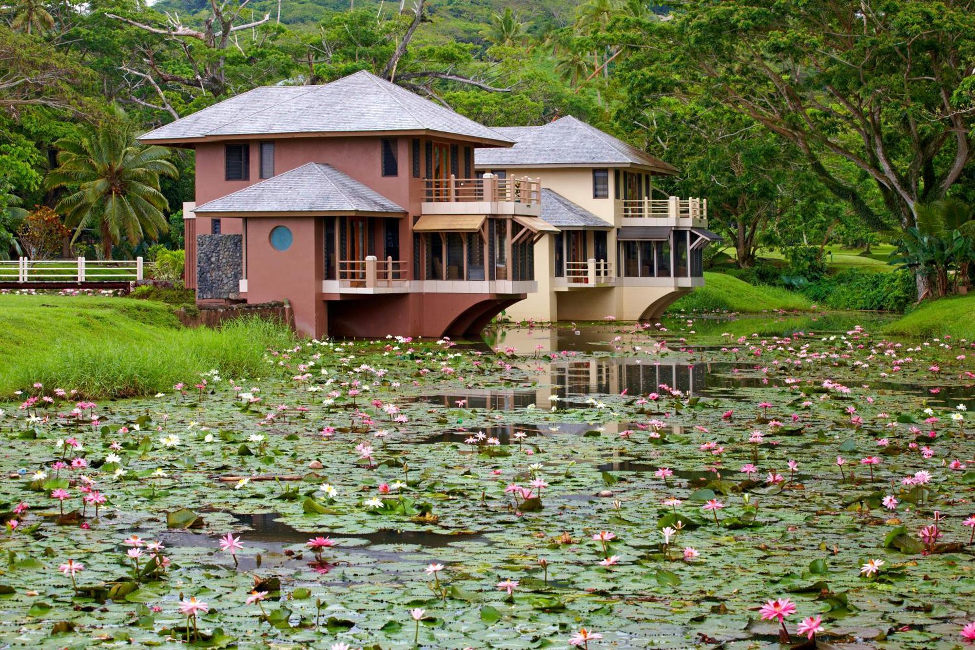 Resort Koro Sun & Rainforest 4*