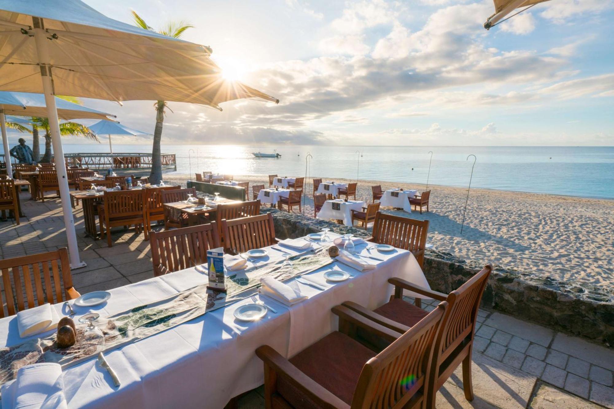 Resort Castaway Island, Fiji 4*