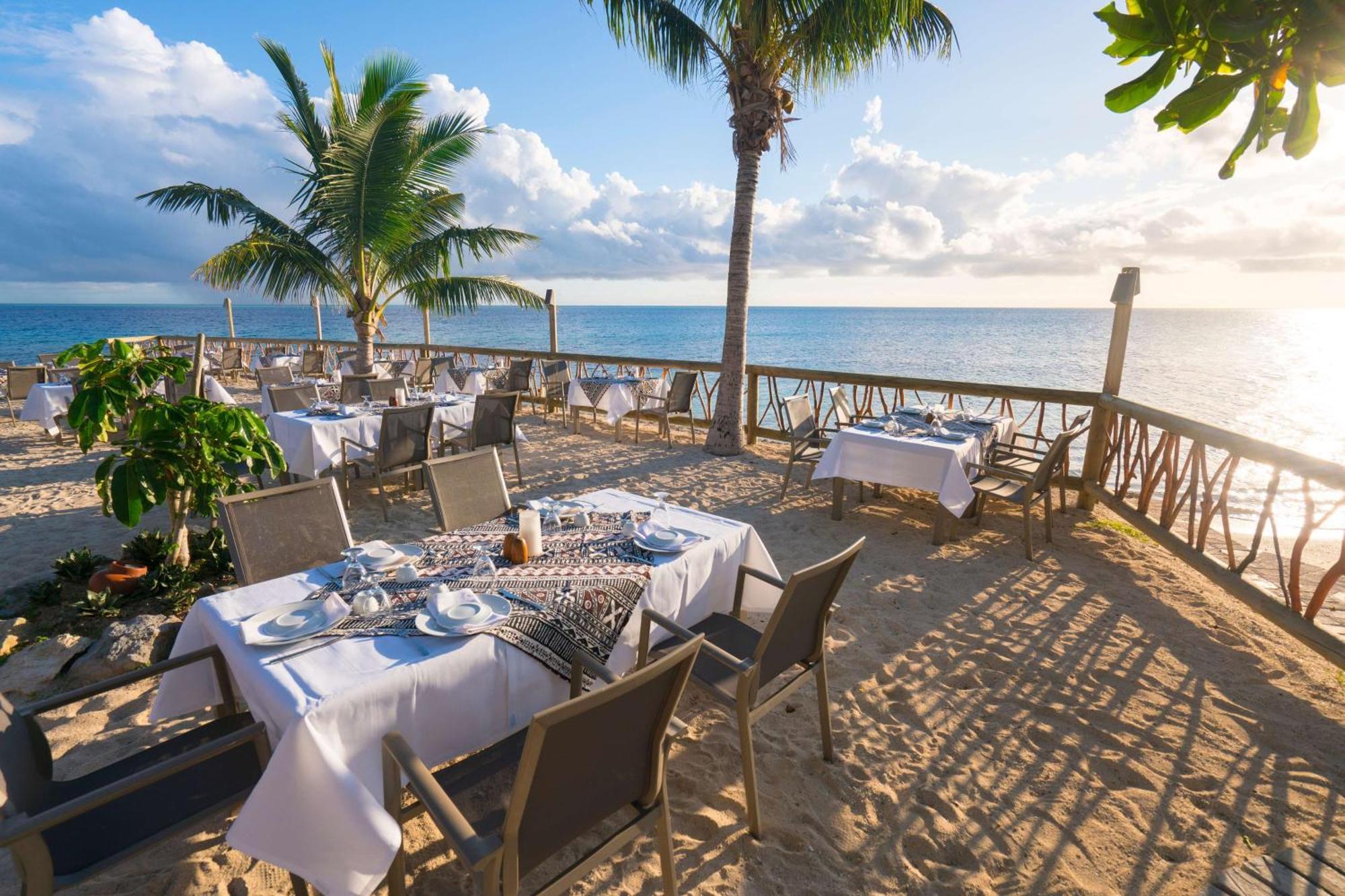 Resort Castaway Island, Fiji Castaway Island