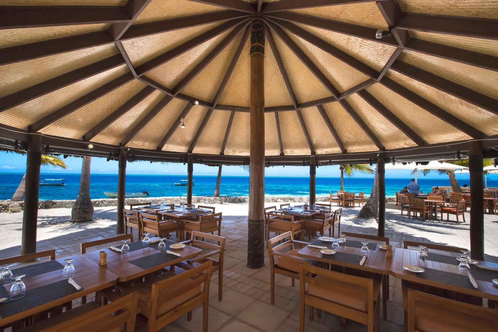 Castaway Island, Fiji Resort 4*