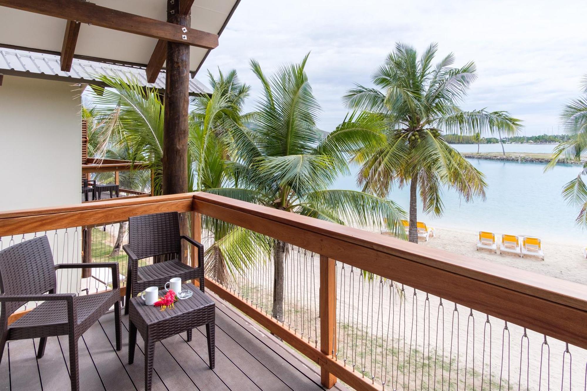 Plantation Island Resort 3*