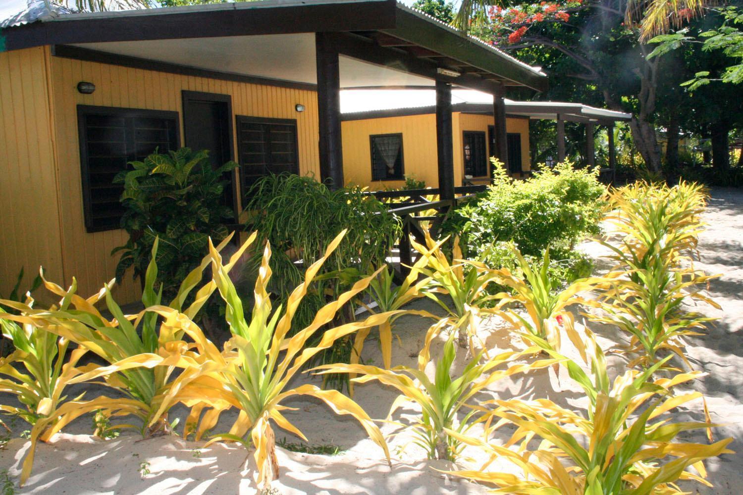 Backpackers And Dive Resort *