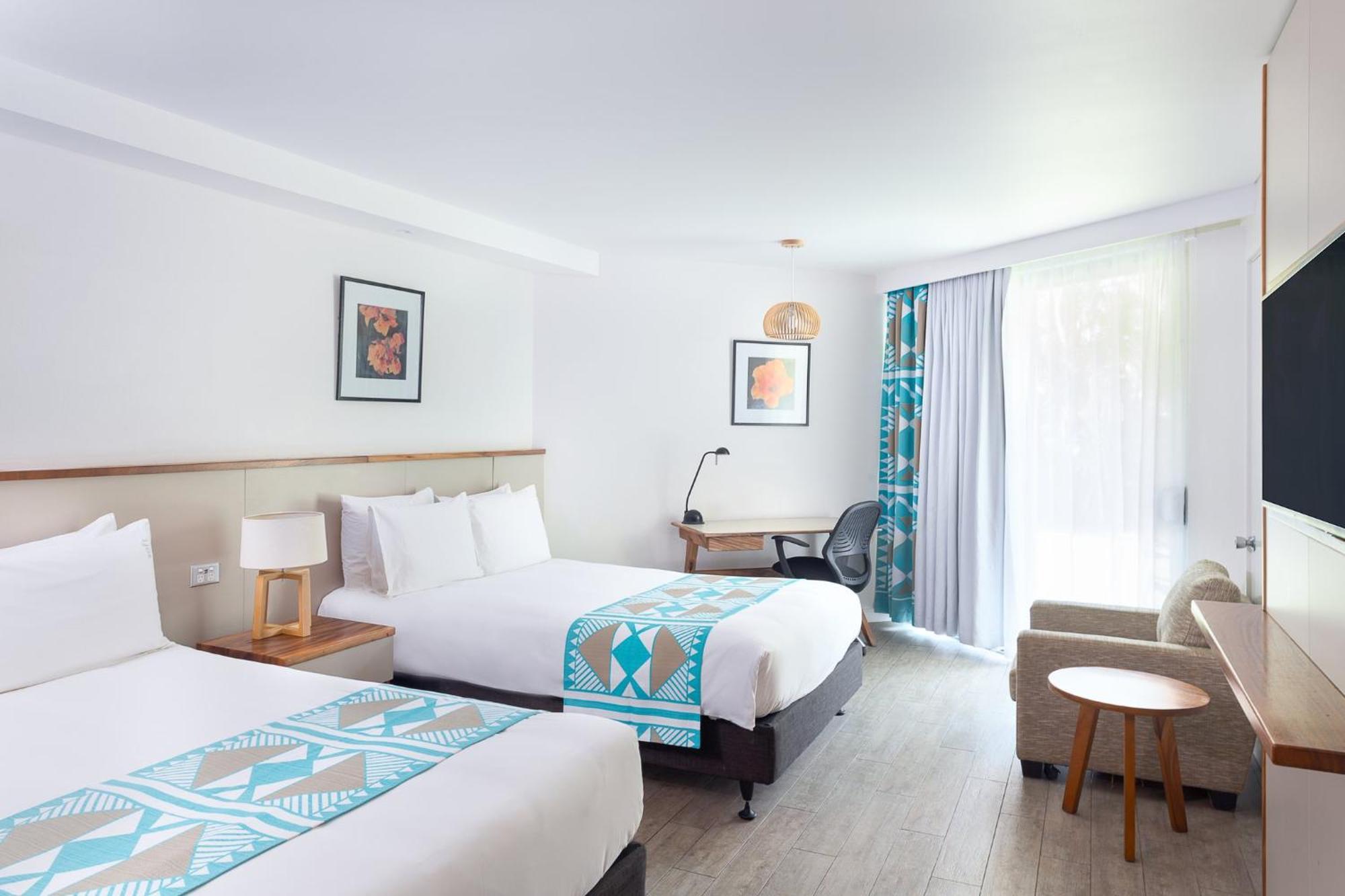 Hotel By Ihg