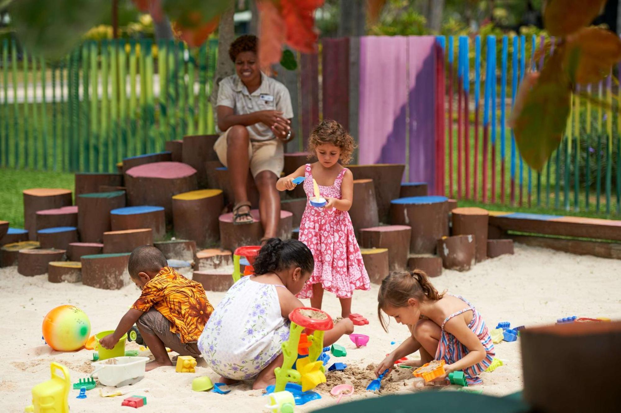 Doubletree By Hilton Fiji - Sonaisali Island 4*