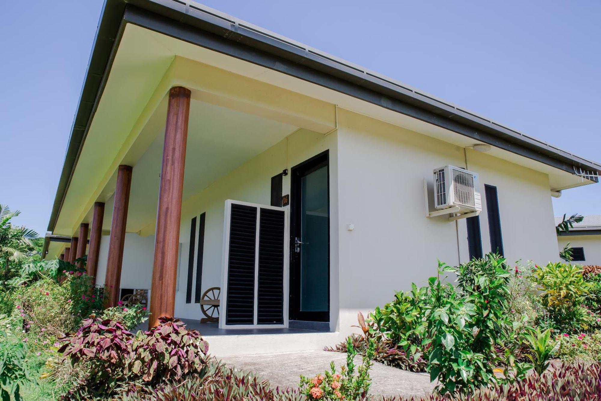 Seatiki Fiji Hotel 4*