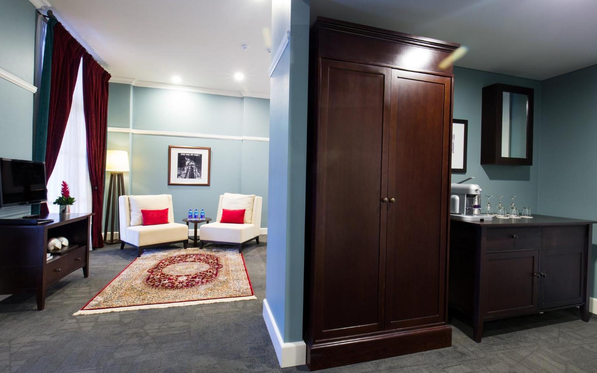 Hotel Grand Pacific 5*