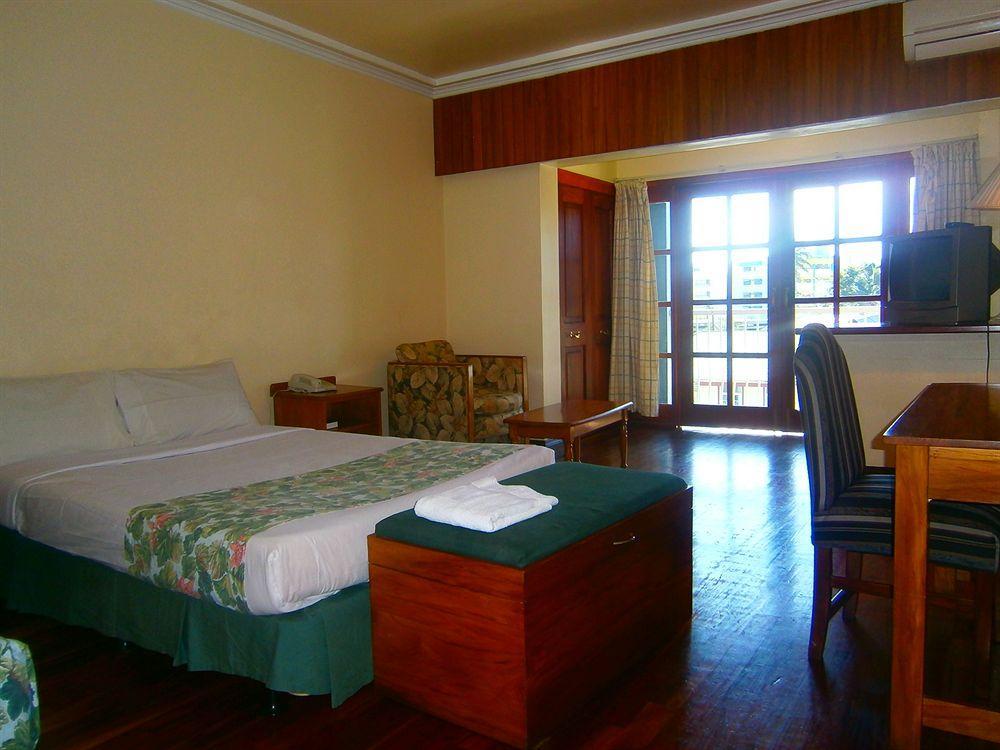 Hotel Southern Cross Fiji 3*