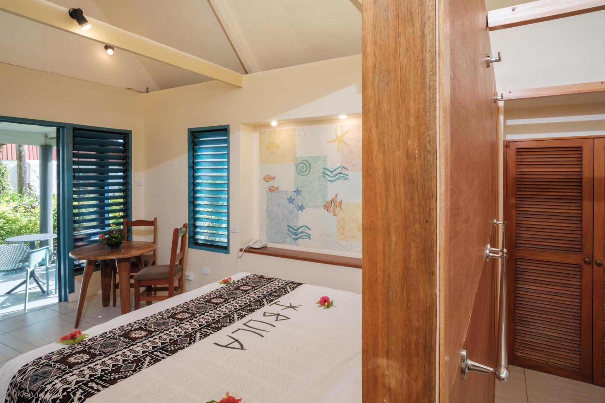 Fiji Hideaway & 4* Tangangge