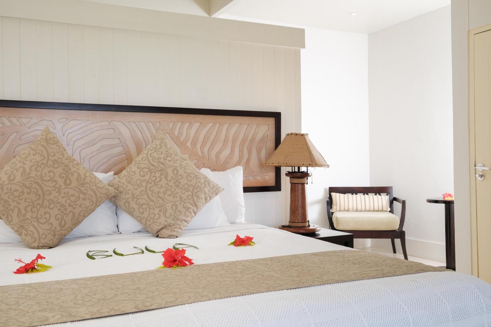 Resort Fiji Hideaway & Tangangge