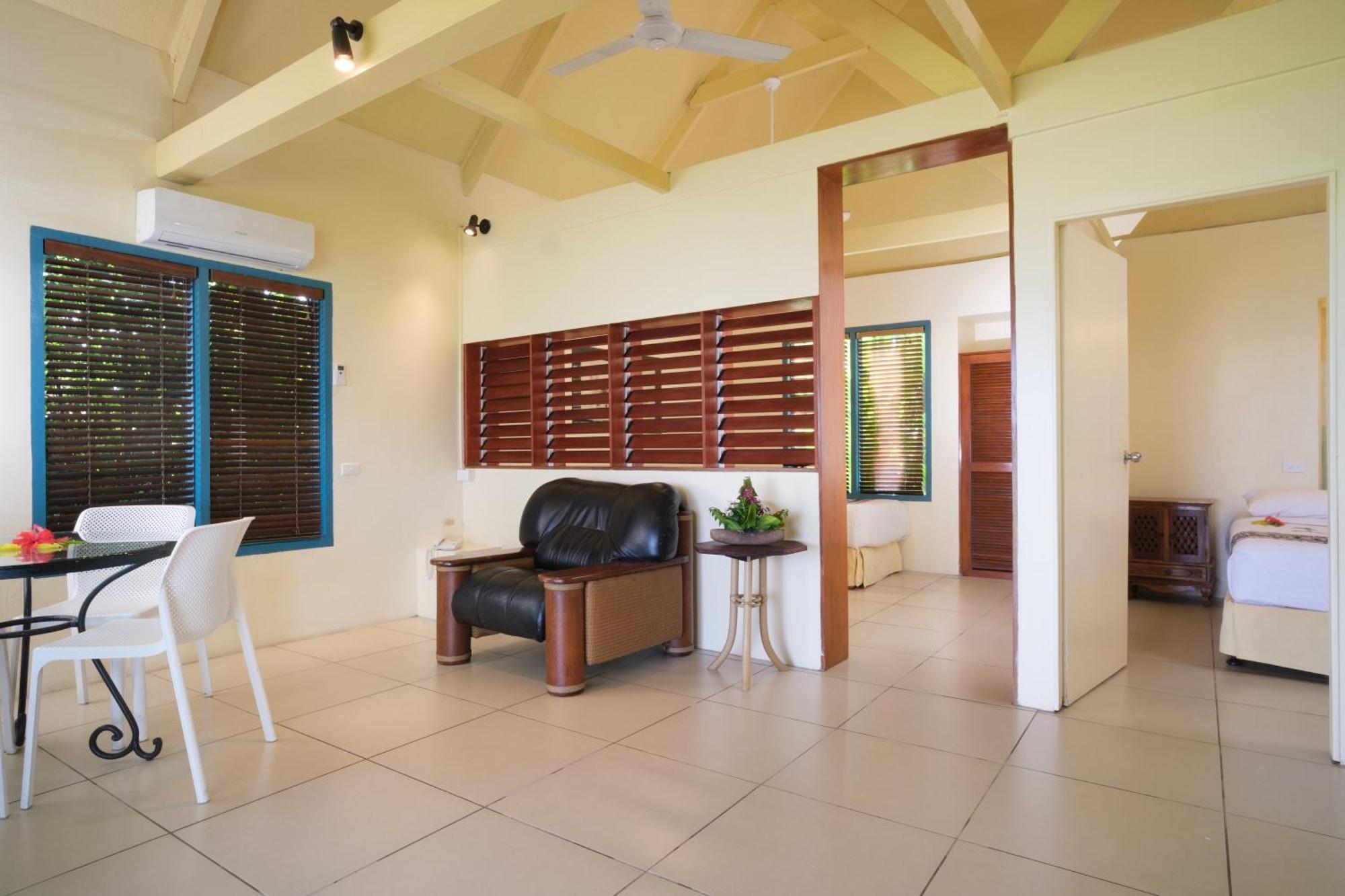 Fiji Hideaway & 4* Tangangge
