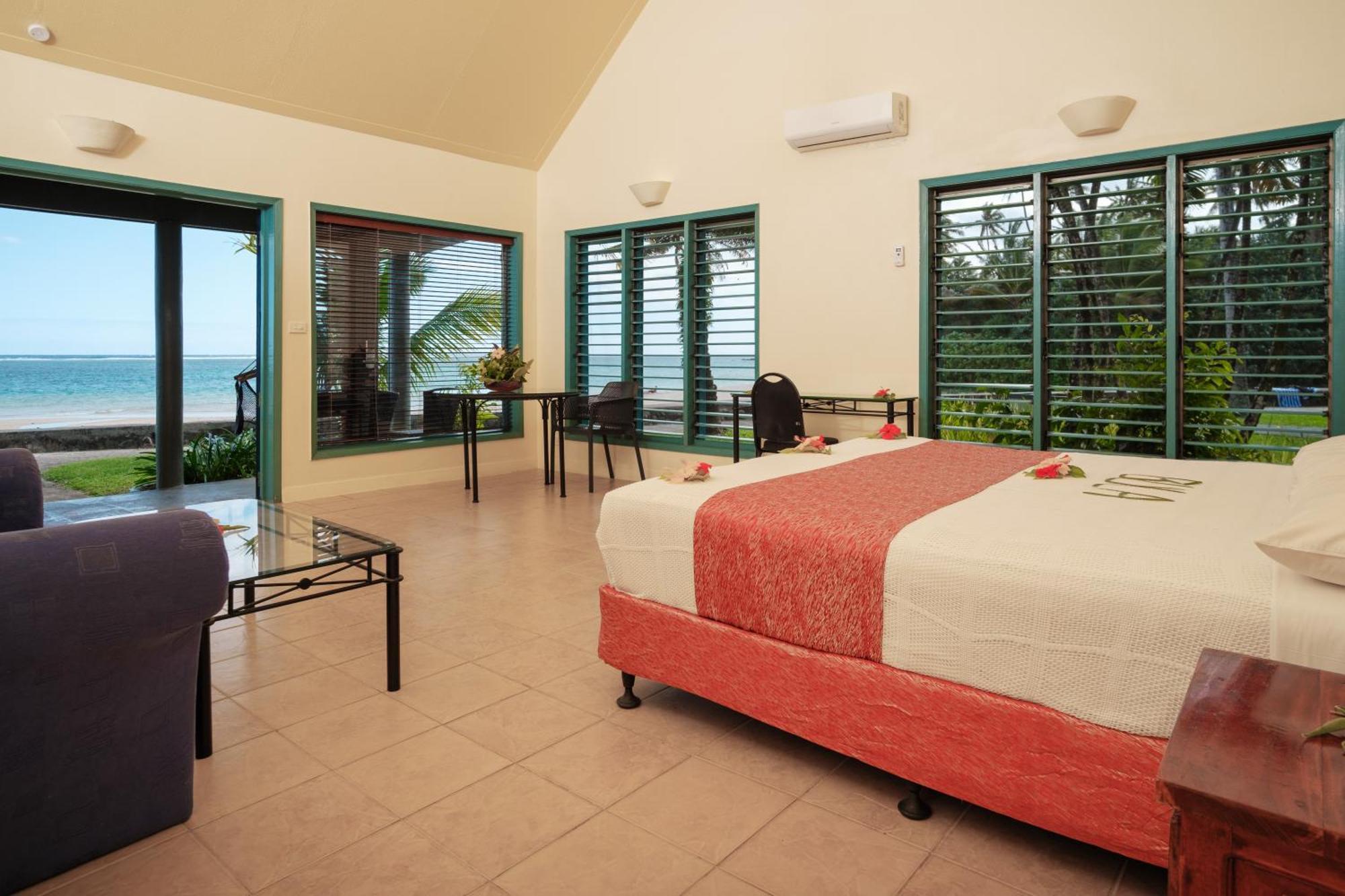 Resort Fiji Hideaway & Tangangge
