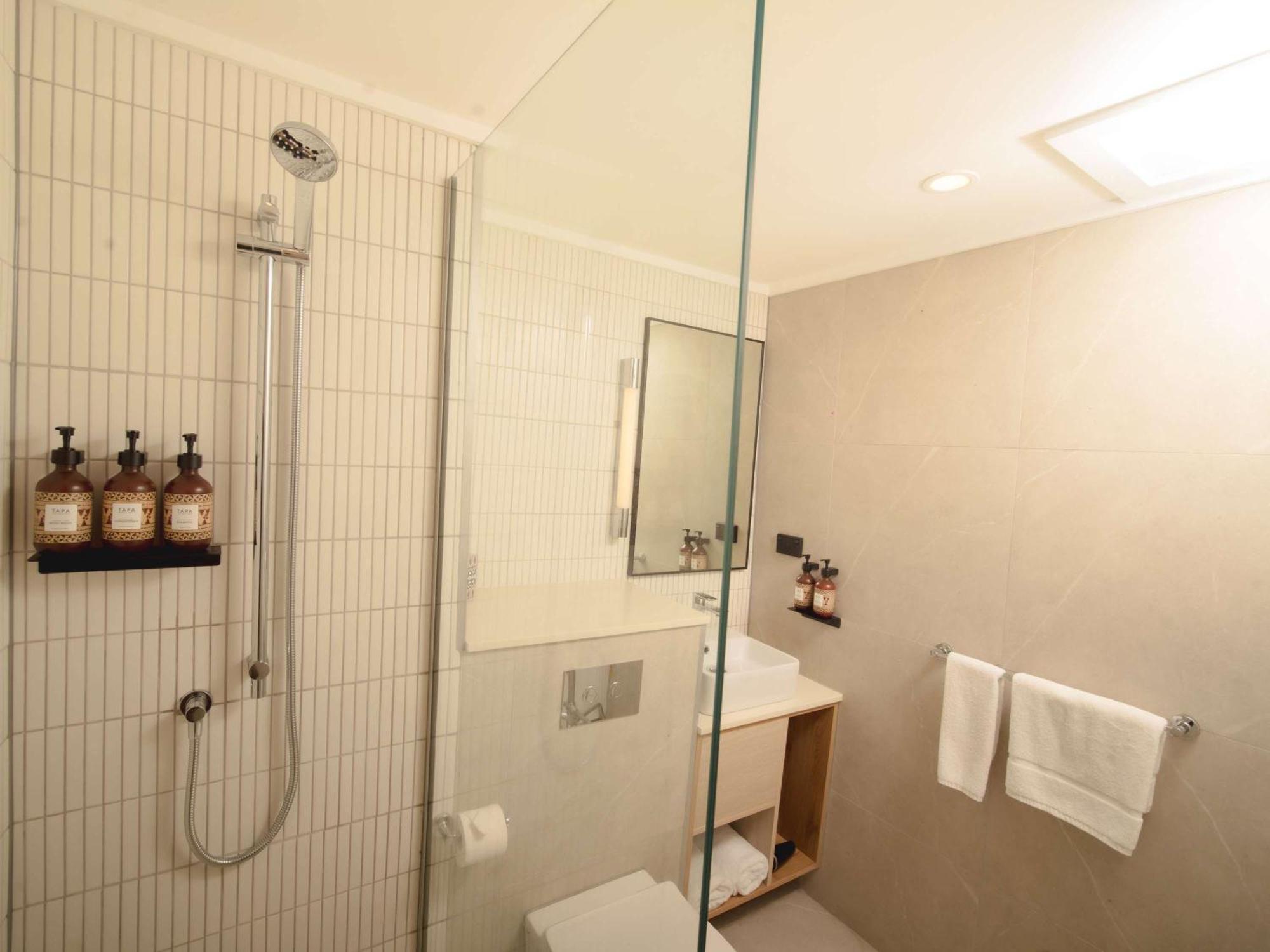 Novotel Lami Bay 4*