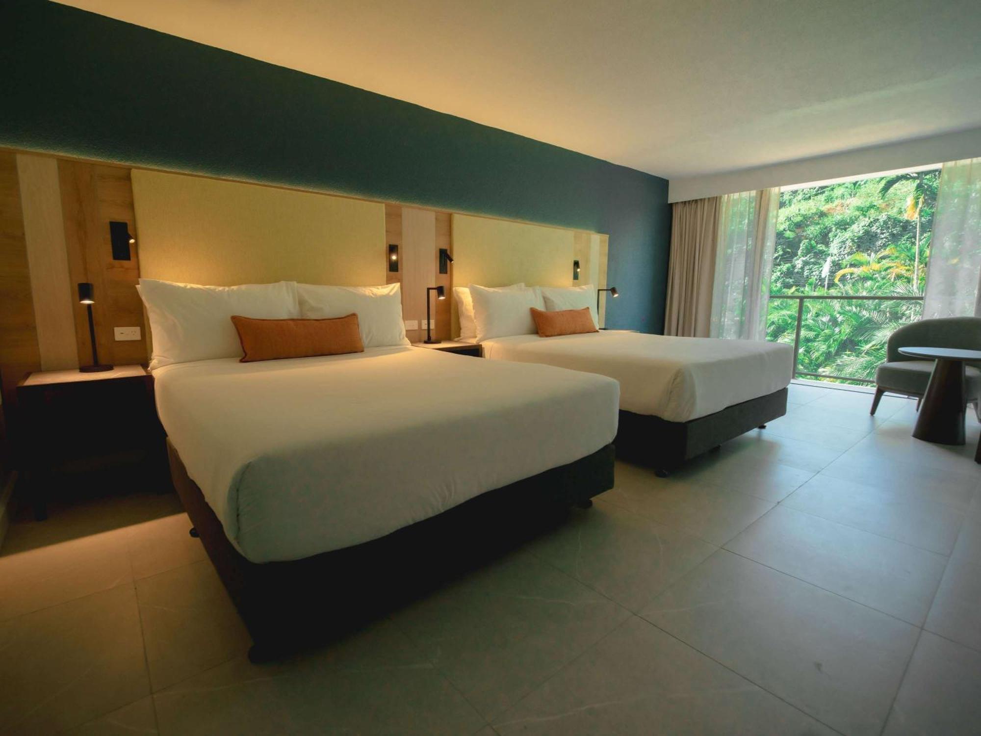 Novotel Lami Bay Hotel