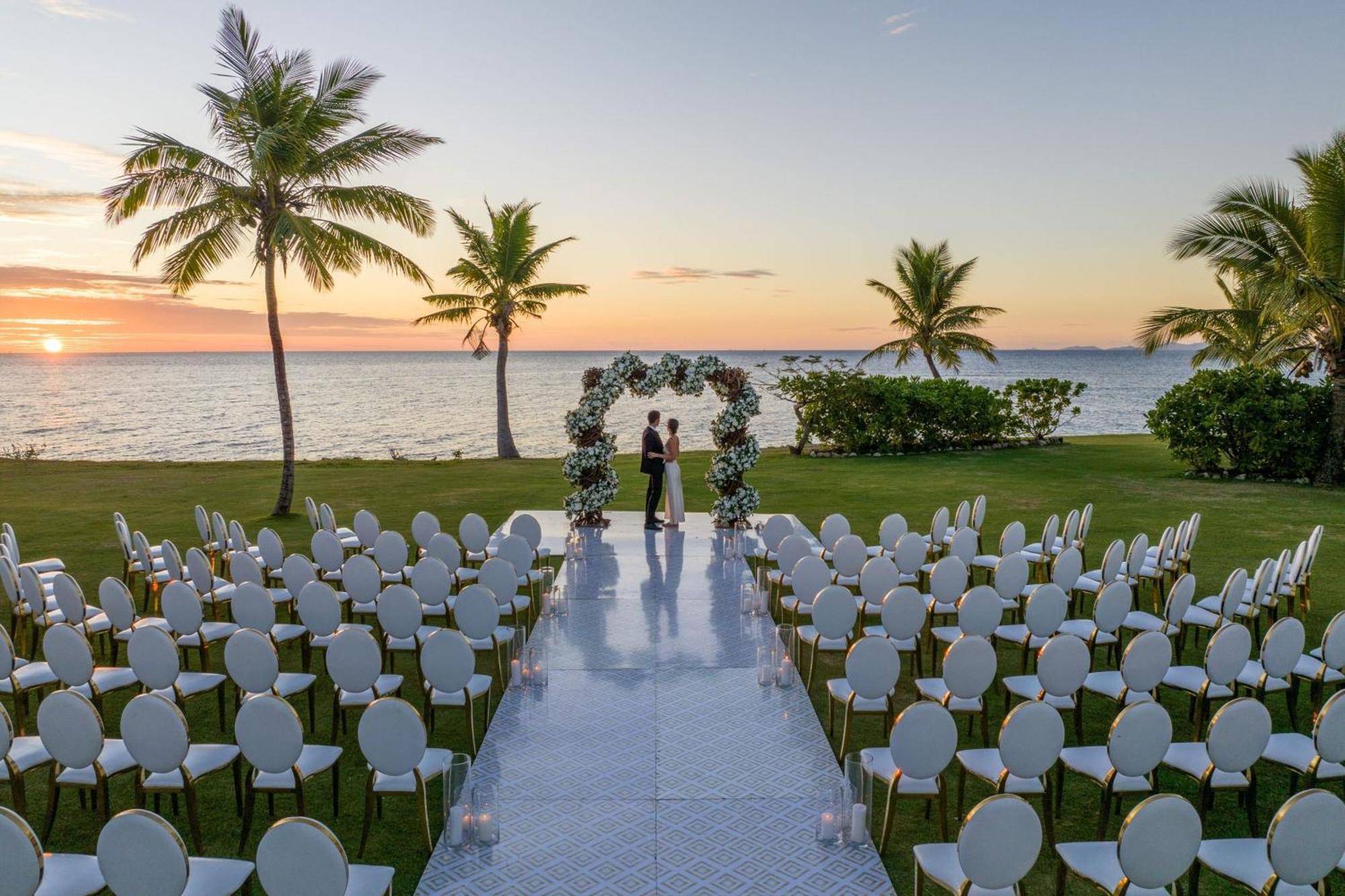 Resort Fiji Marriott Bay