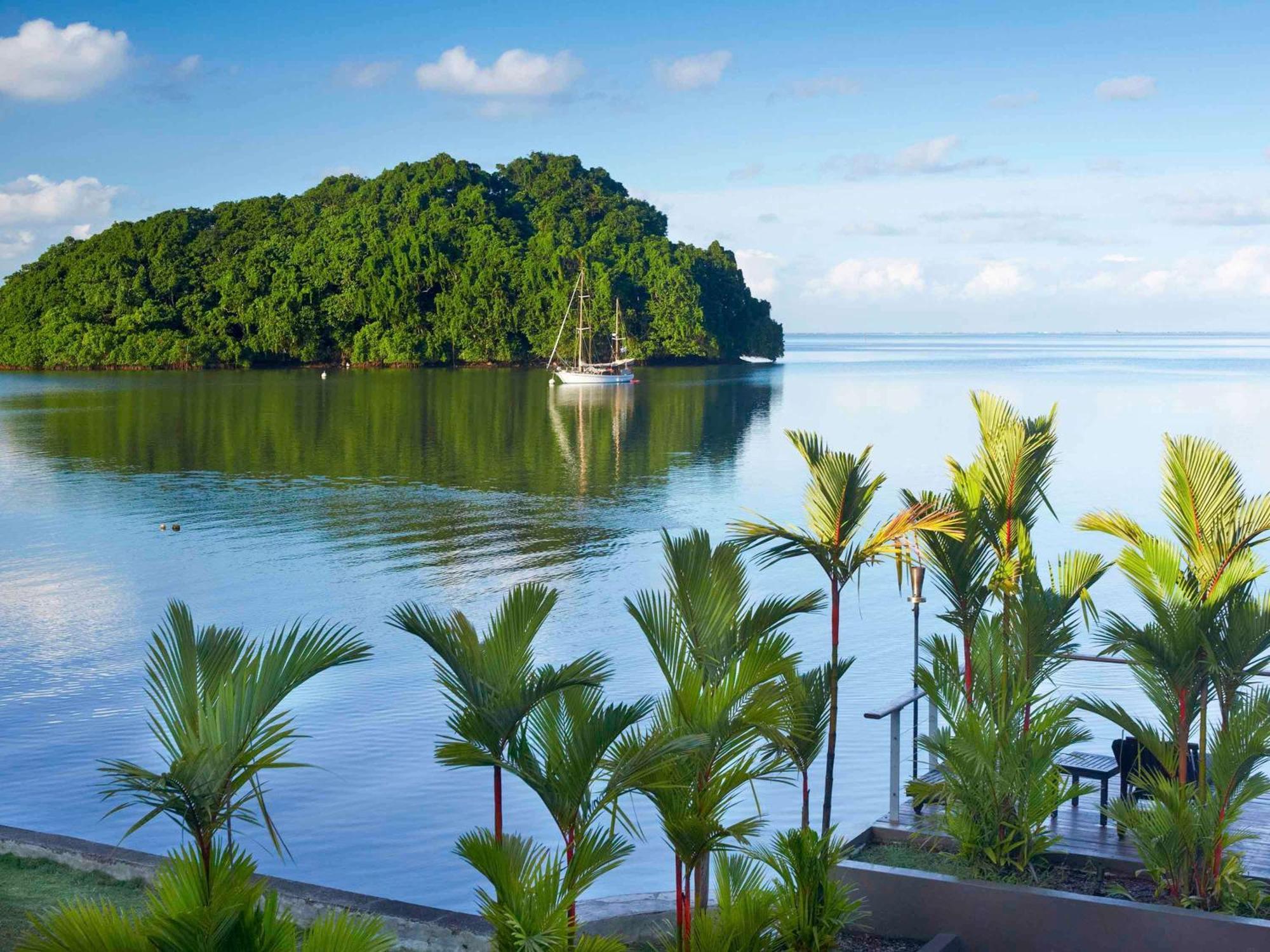 Hotel Novotel Lami Bay