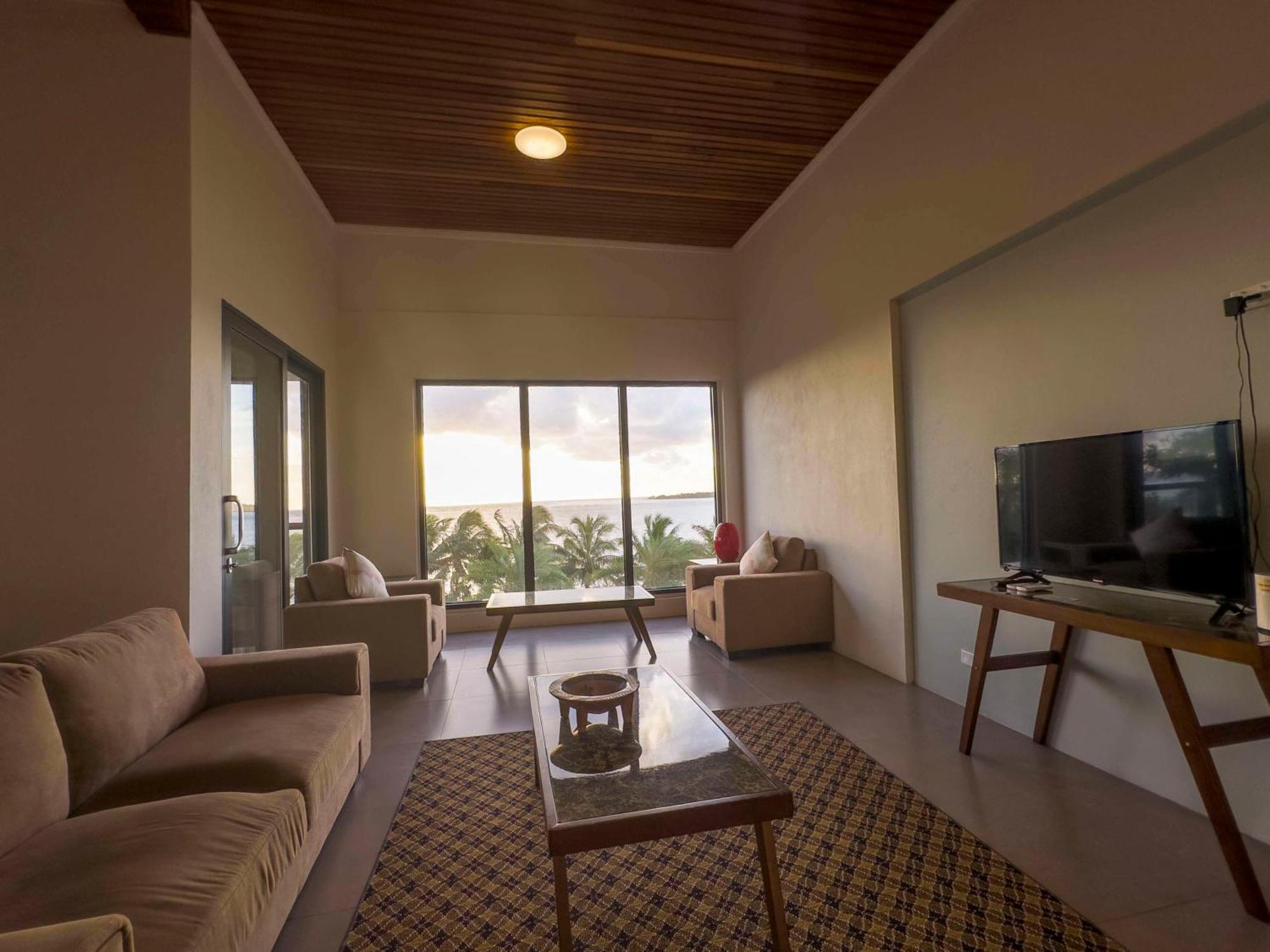Ramada By Wyndham Seafront Coral Coast Apartment