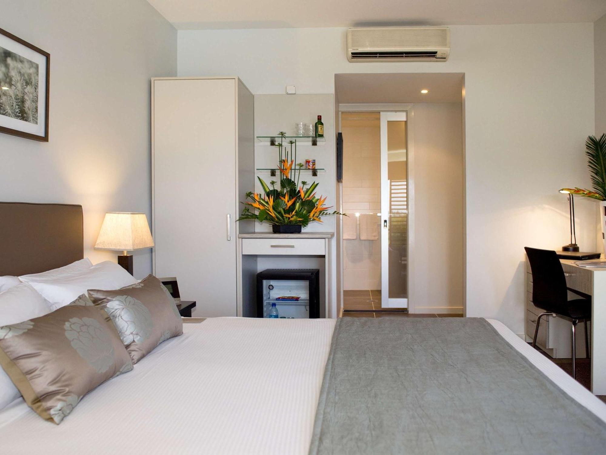 Hotel Novotel Lami Bay 4*