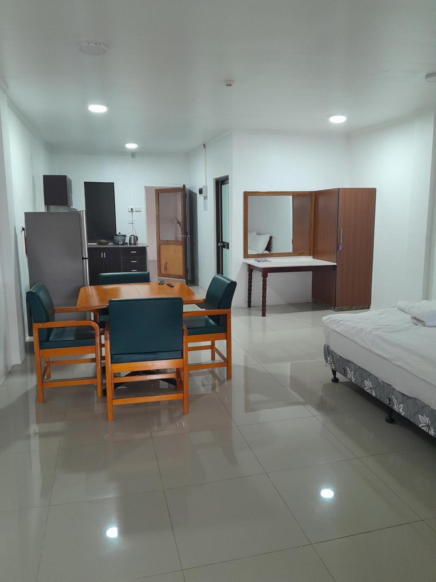 Hotel White Diamond 3*