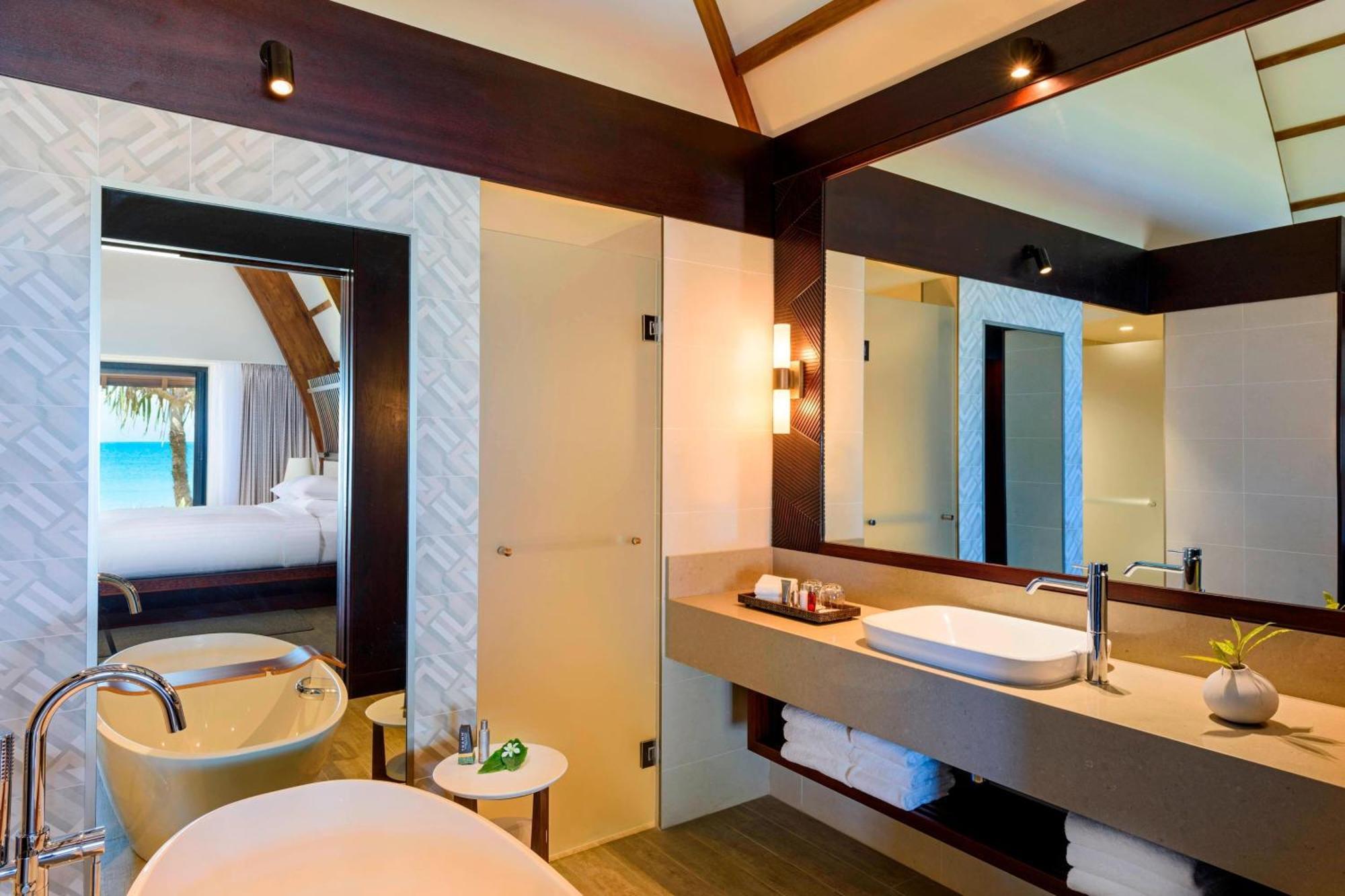 Fiji Marriott Bay Resort 5*