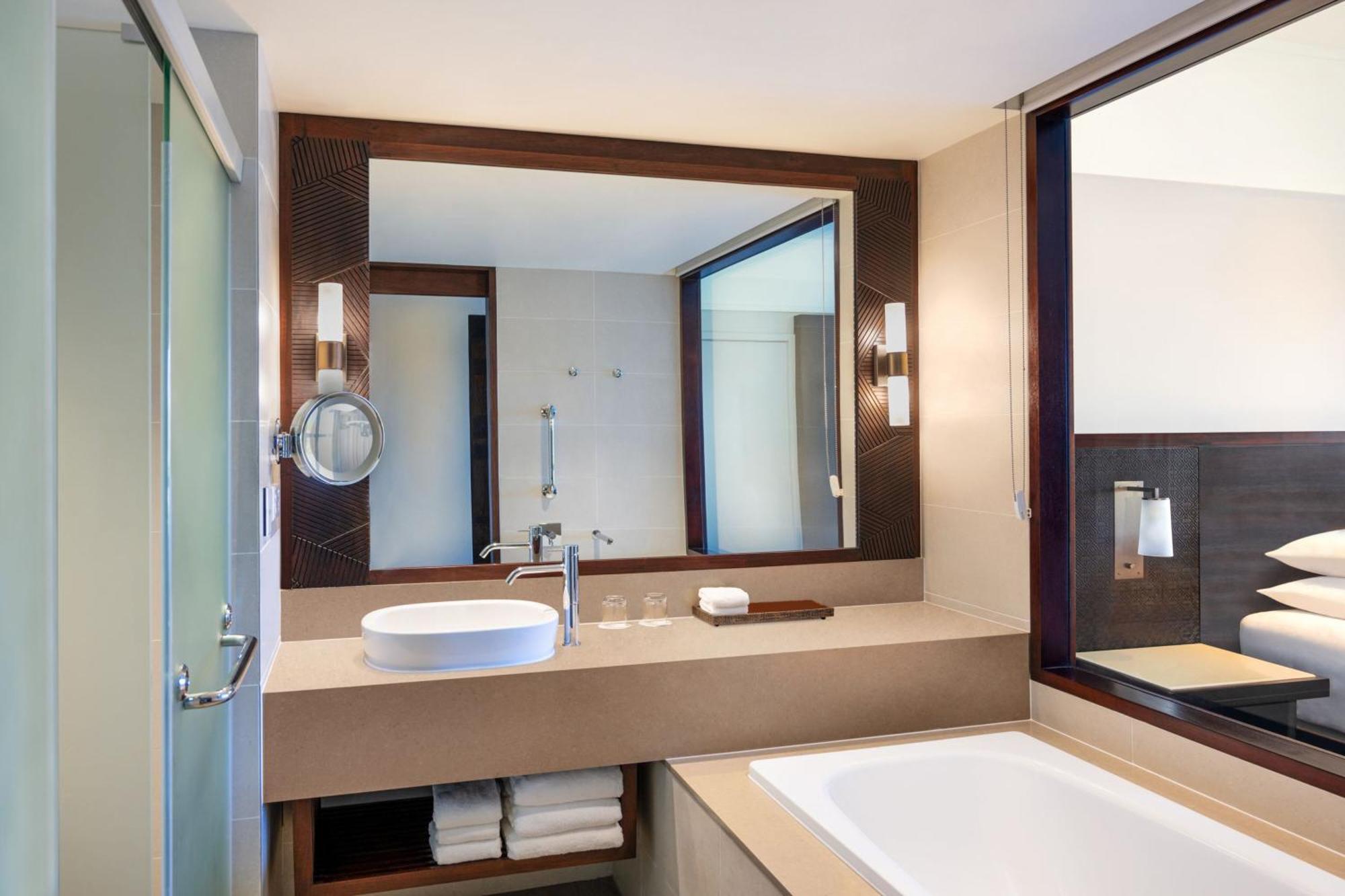 Fiji Marriott Bay Momi
