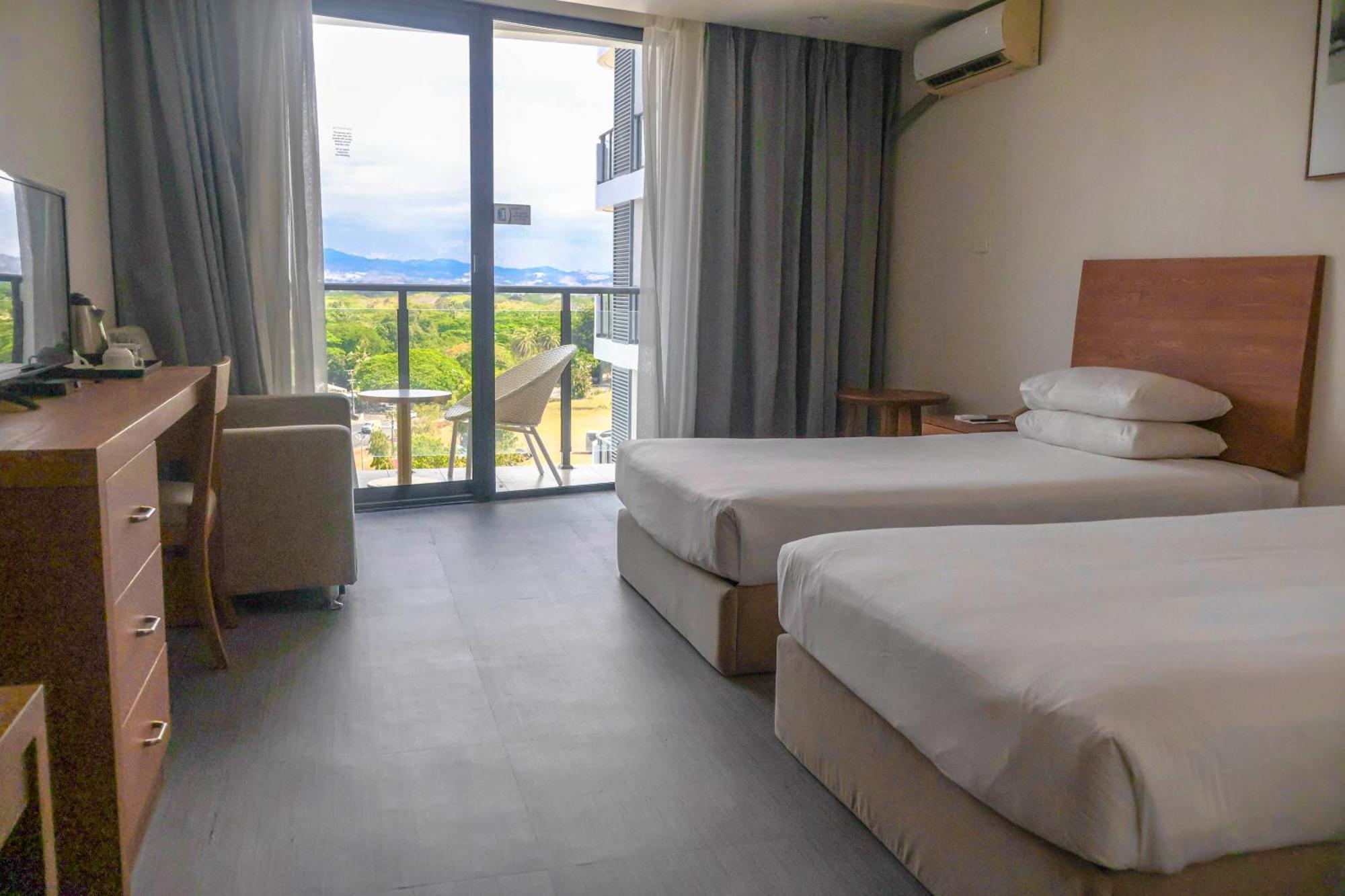 Nalagi Hotel 3*