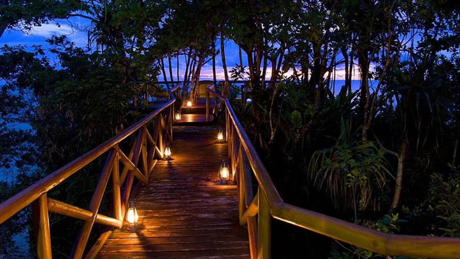 Resort Namale & *