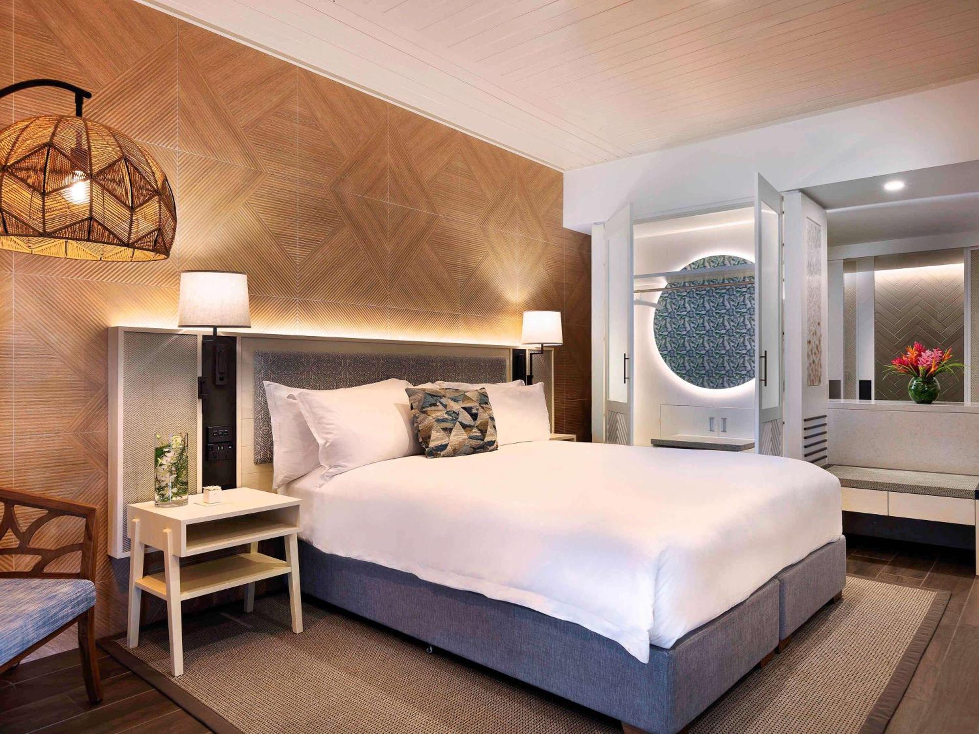 Sofitel Fiji & 5*