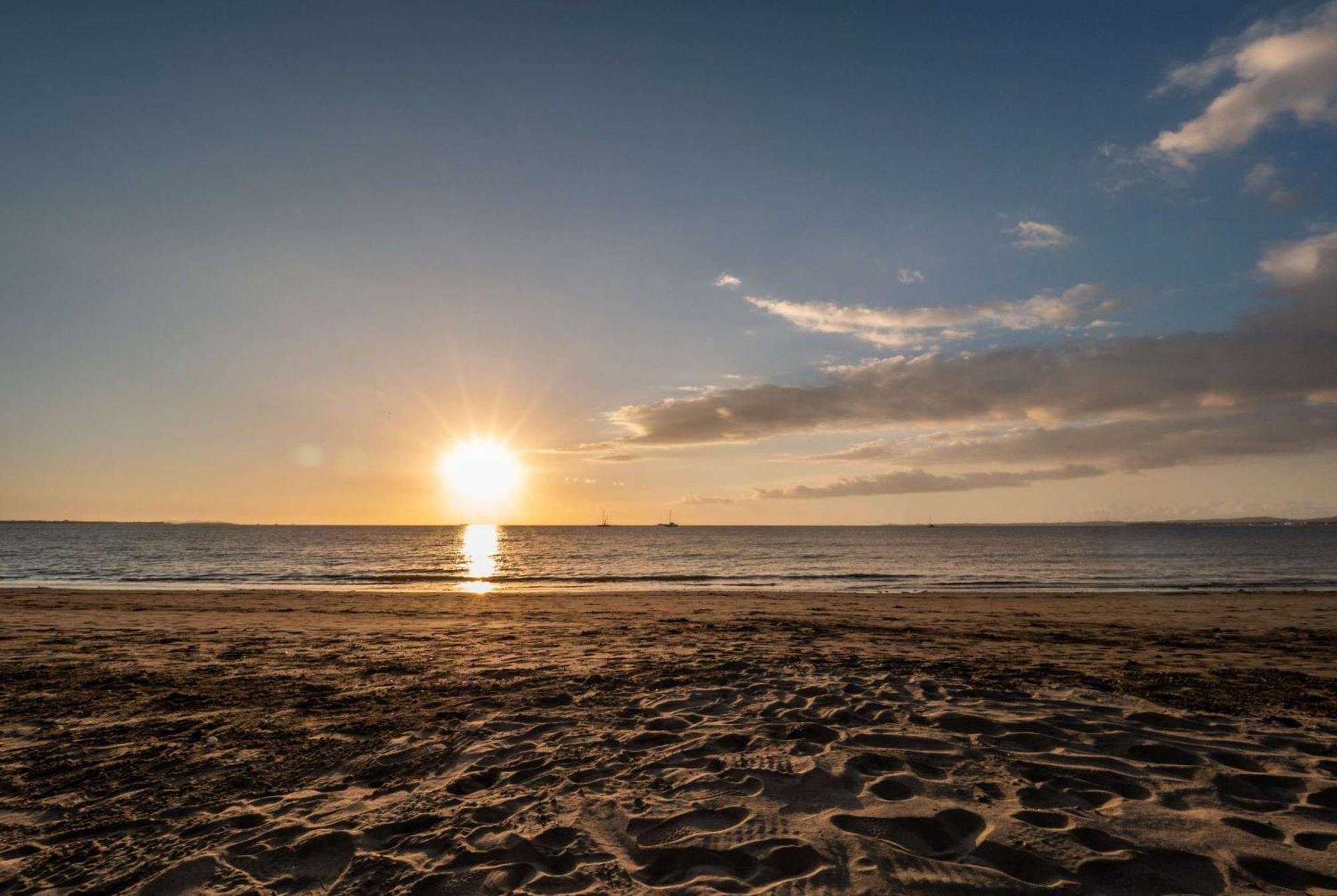 Aparthotel Ramada Suites By Wyndham Wailoaloa Beach Fiji 4*