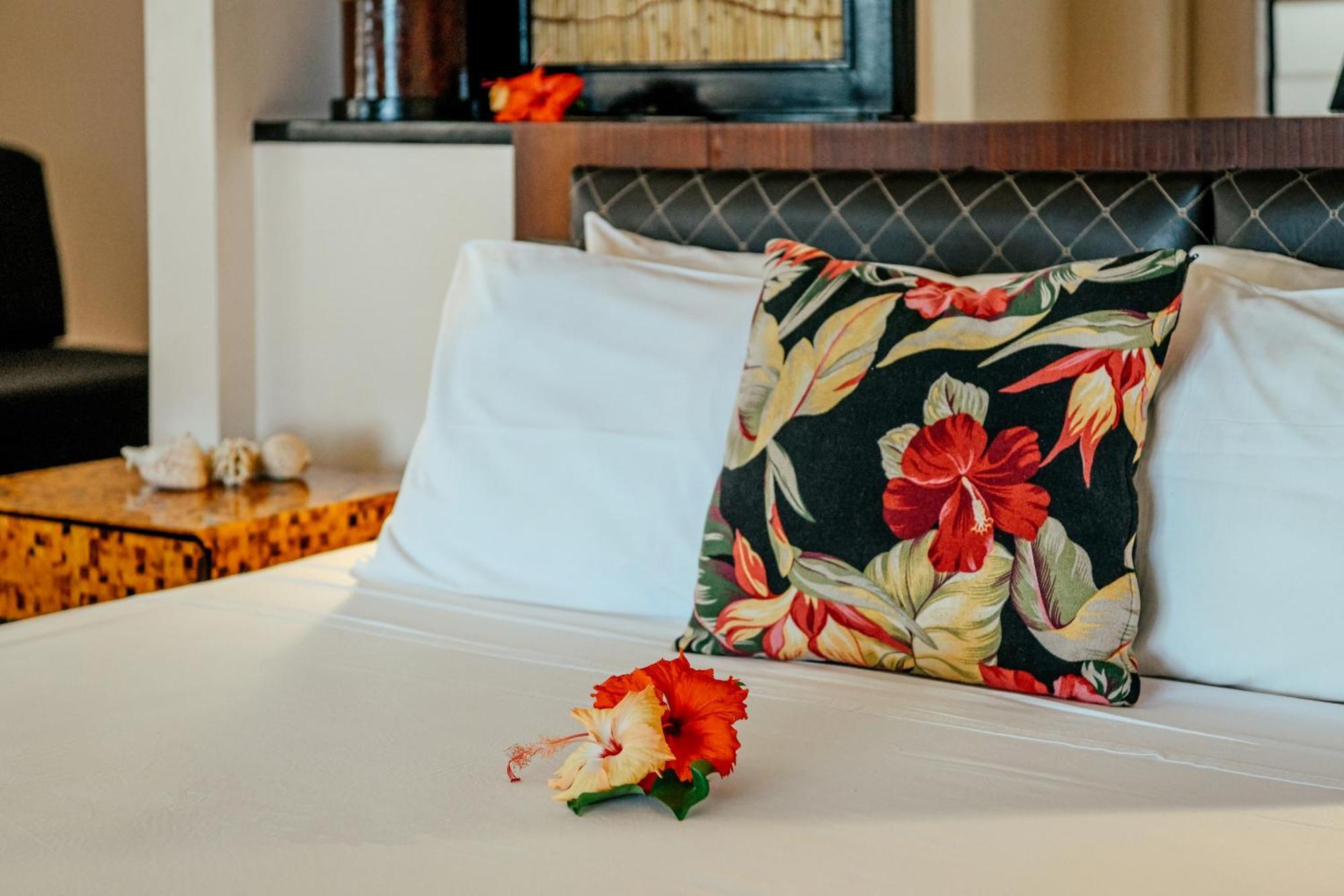 Likuri Island Fiji Resort 3*