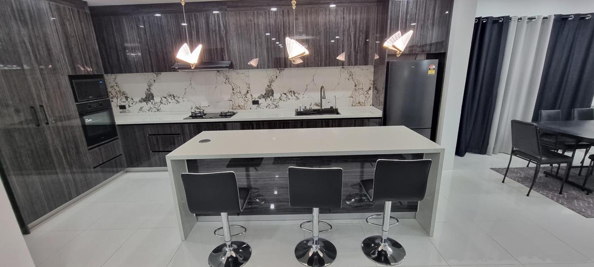 Shanis Luxurious Holiday home