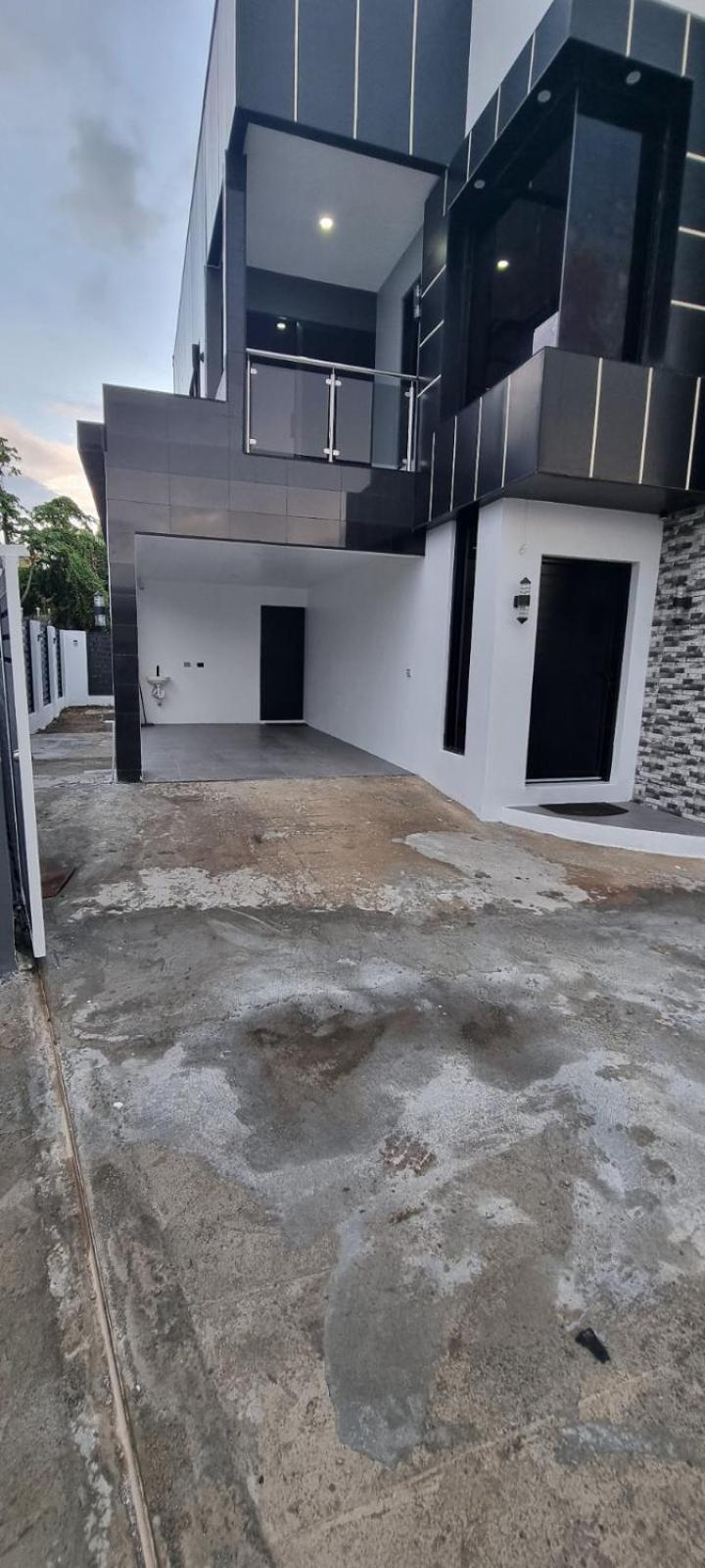 Holiday home Shanis Luxurious