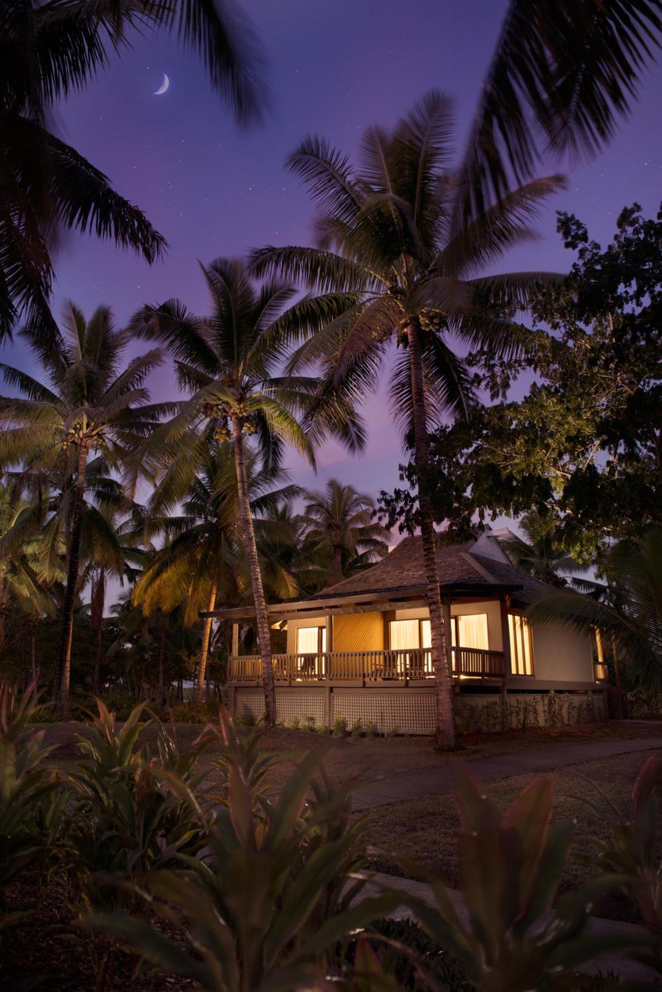 Doubletree By Hilton Fiji - Sonaisali Island 4*
