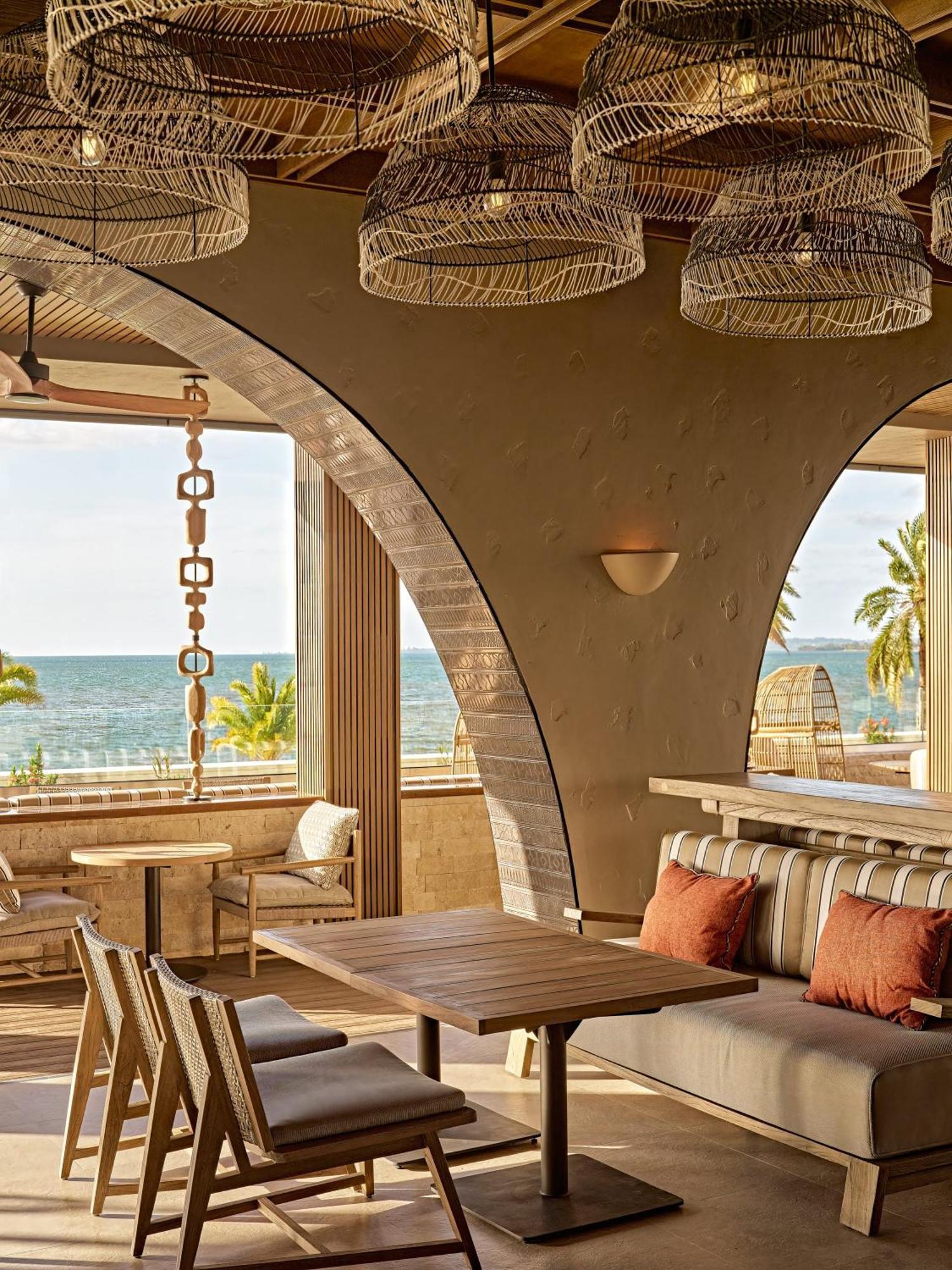Crowne Plaza Fiji Bay & Spa, An Ihg 5*