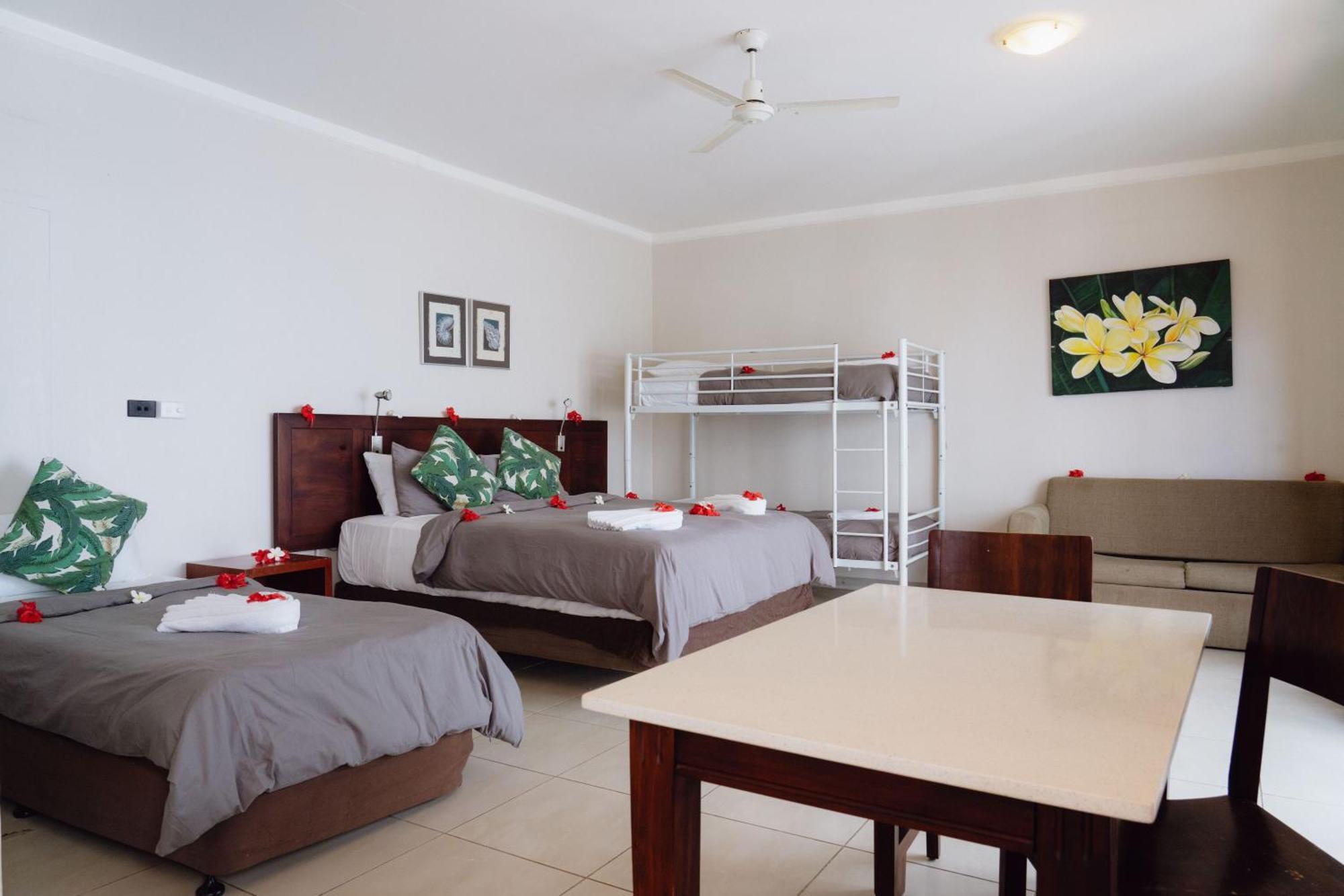Smugglers Cove & Hostel Nadi