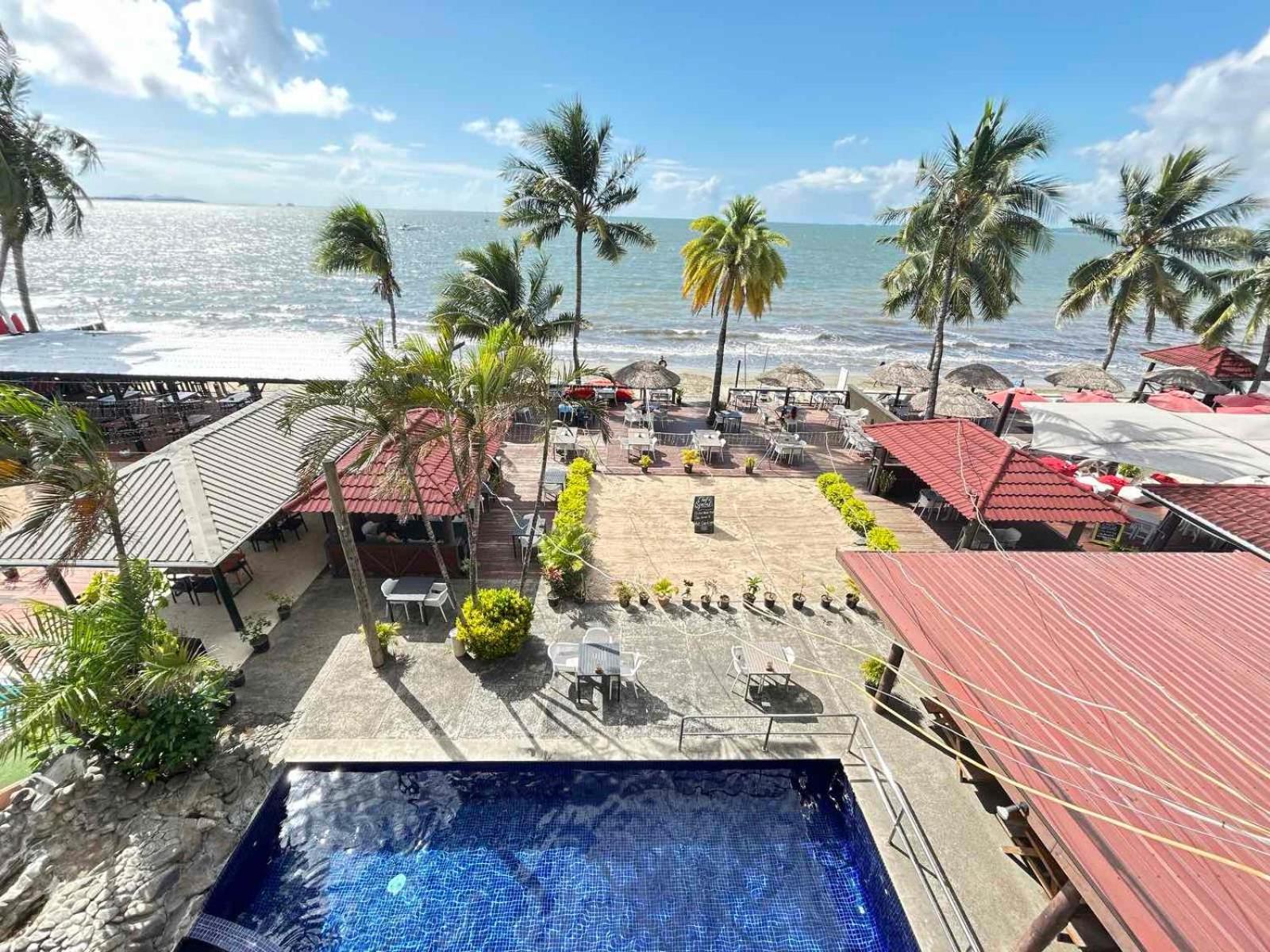 Smugglers Cove & Hostel Nadi