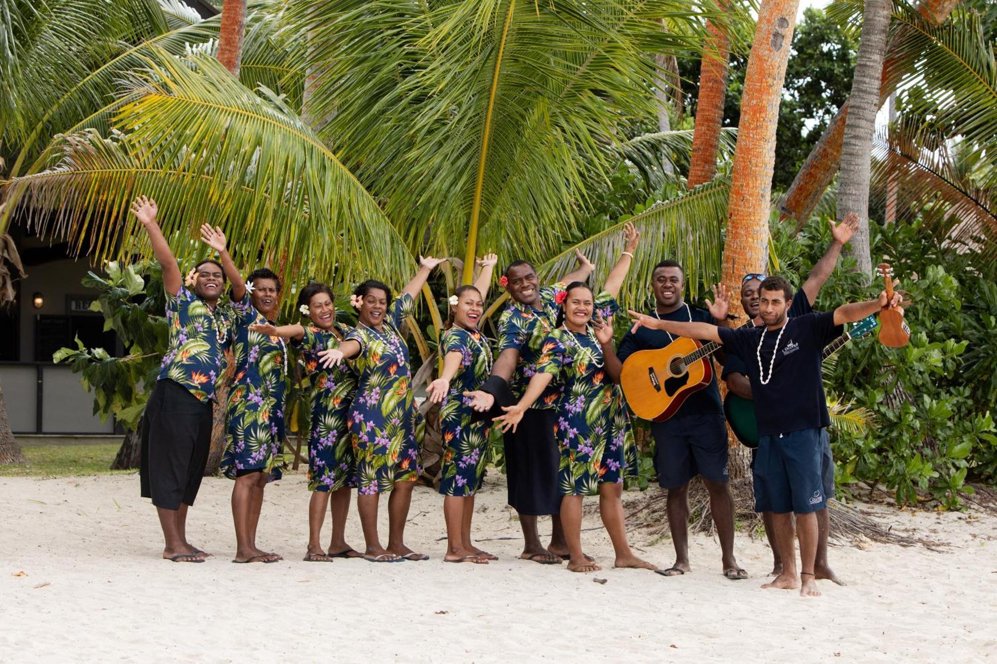 Coconut Beach 3* Tavewa Island