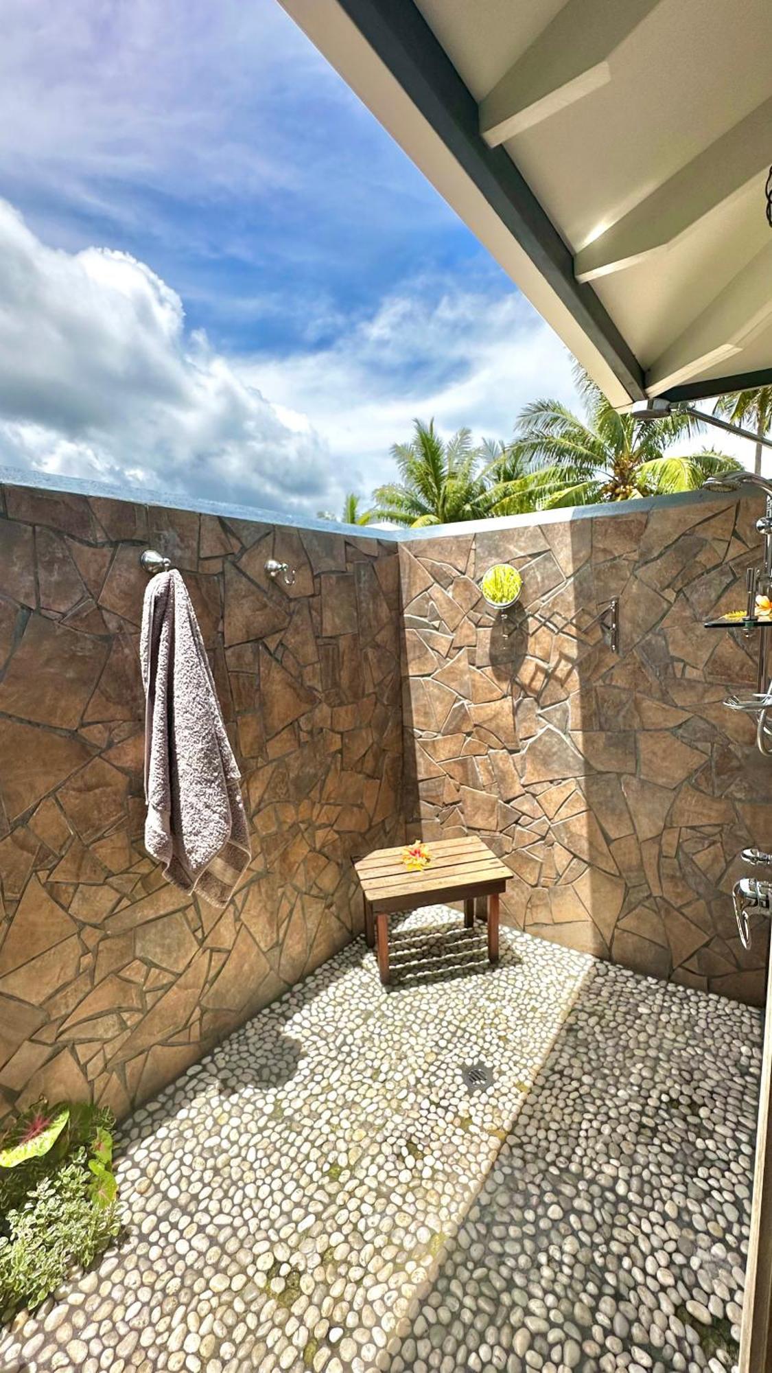 Aroha Taveuni Beachfront Bures 3* Waiyevo